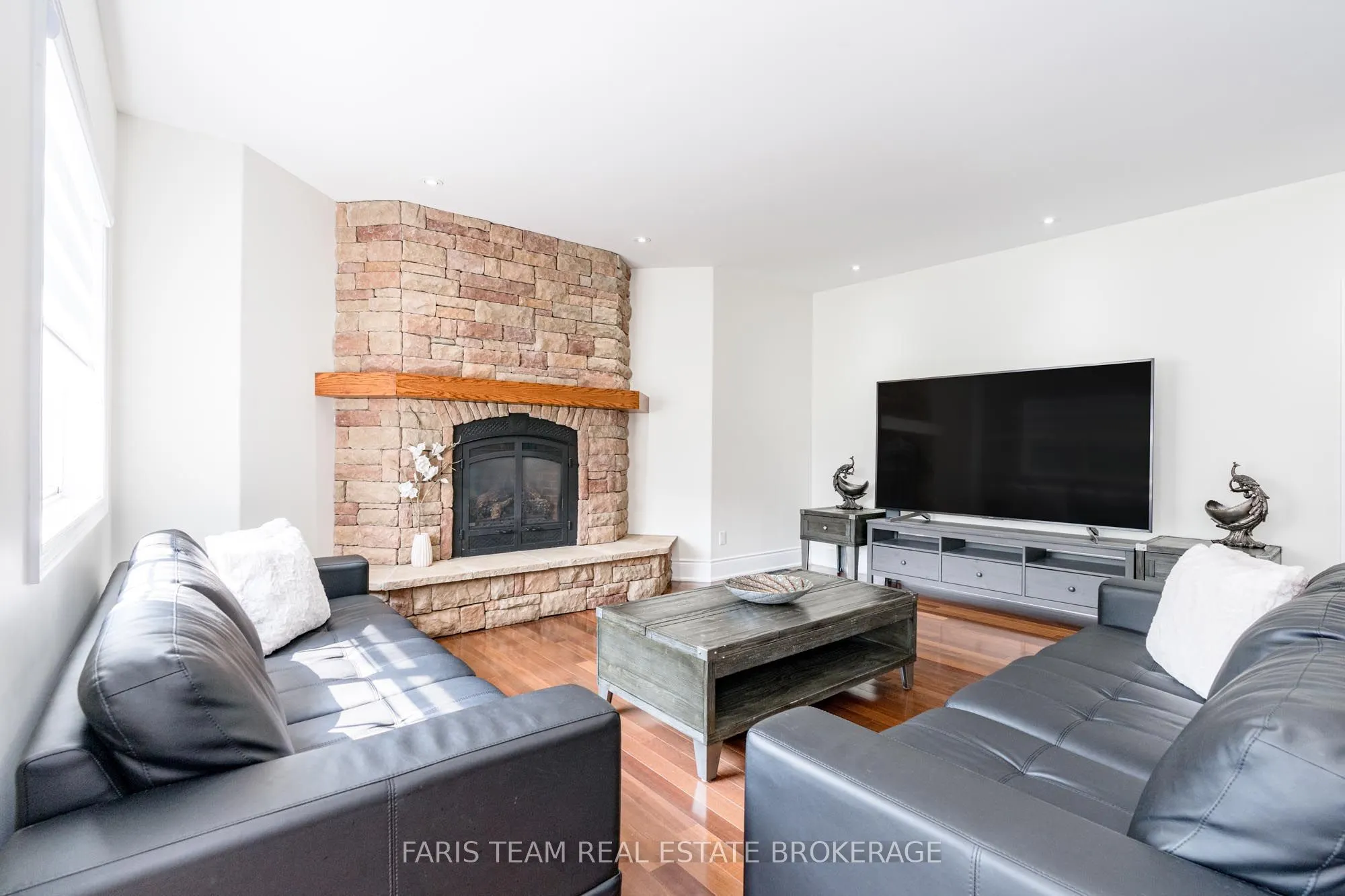 39 Vanderpost Crescent