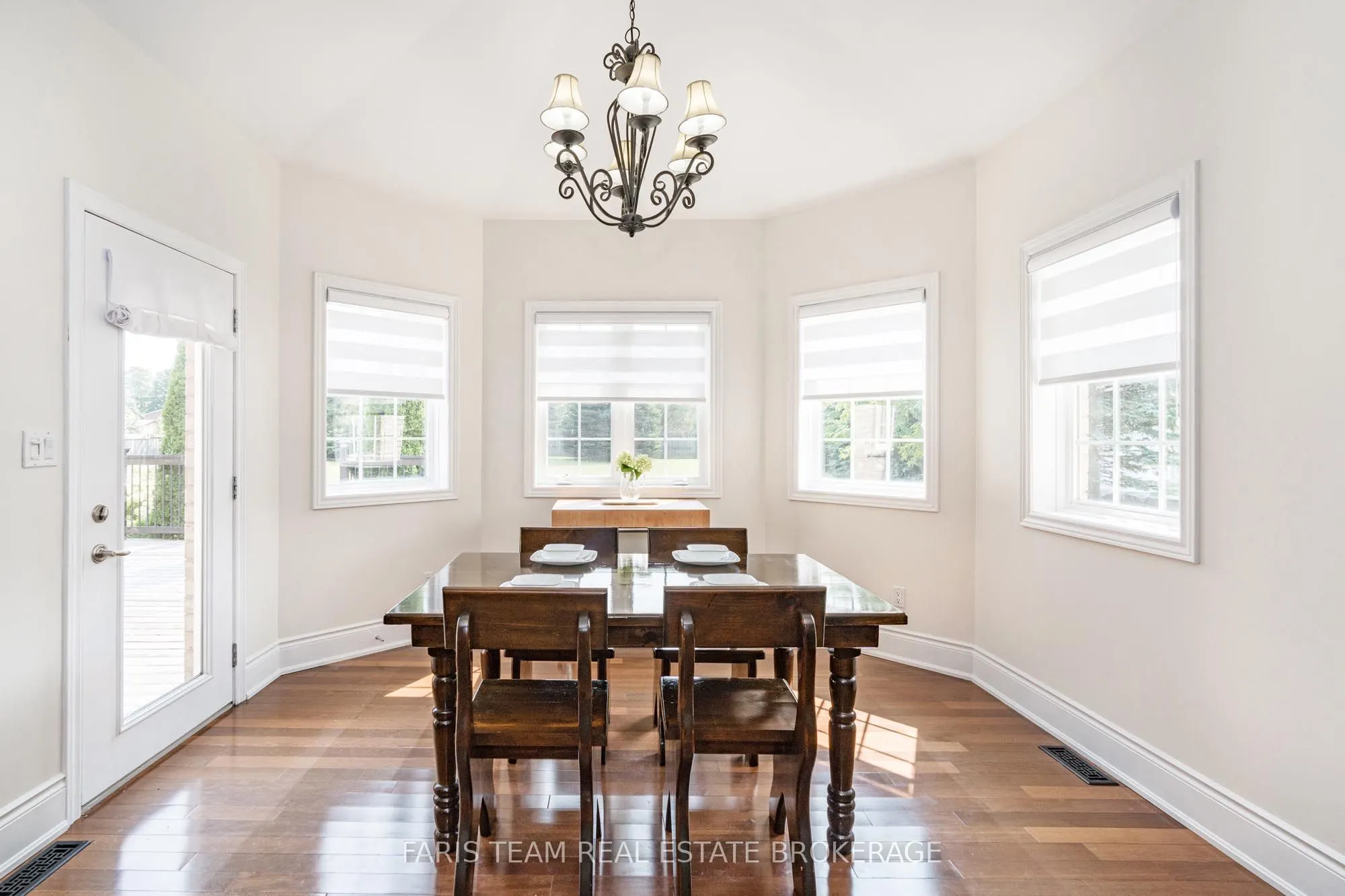 39 Vanderpost Crescent