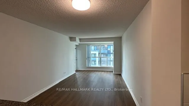 185 Oneida Crescent, #LPH10