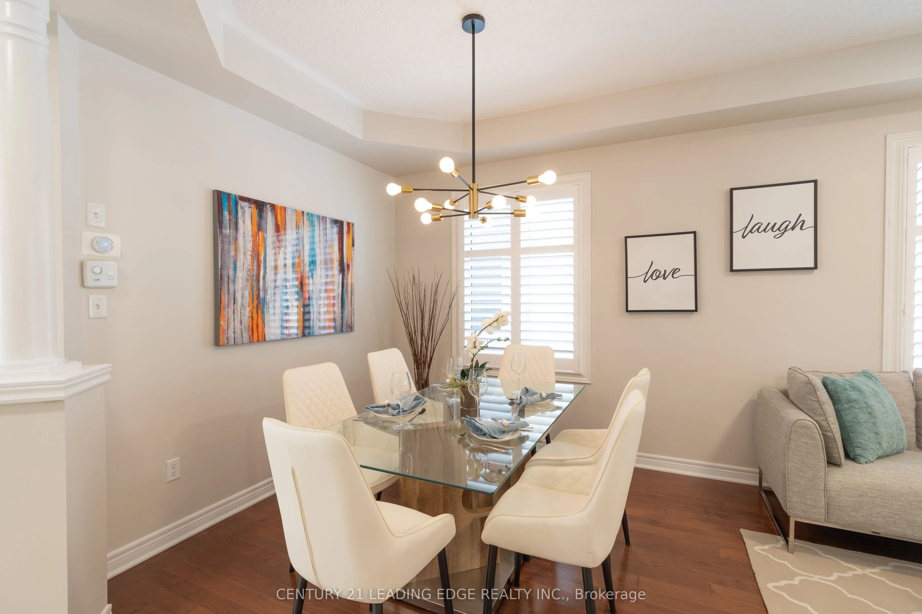 1163 Stuffles Crescent