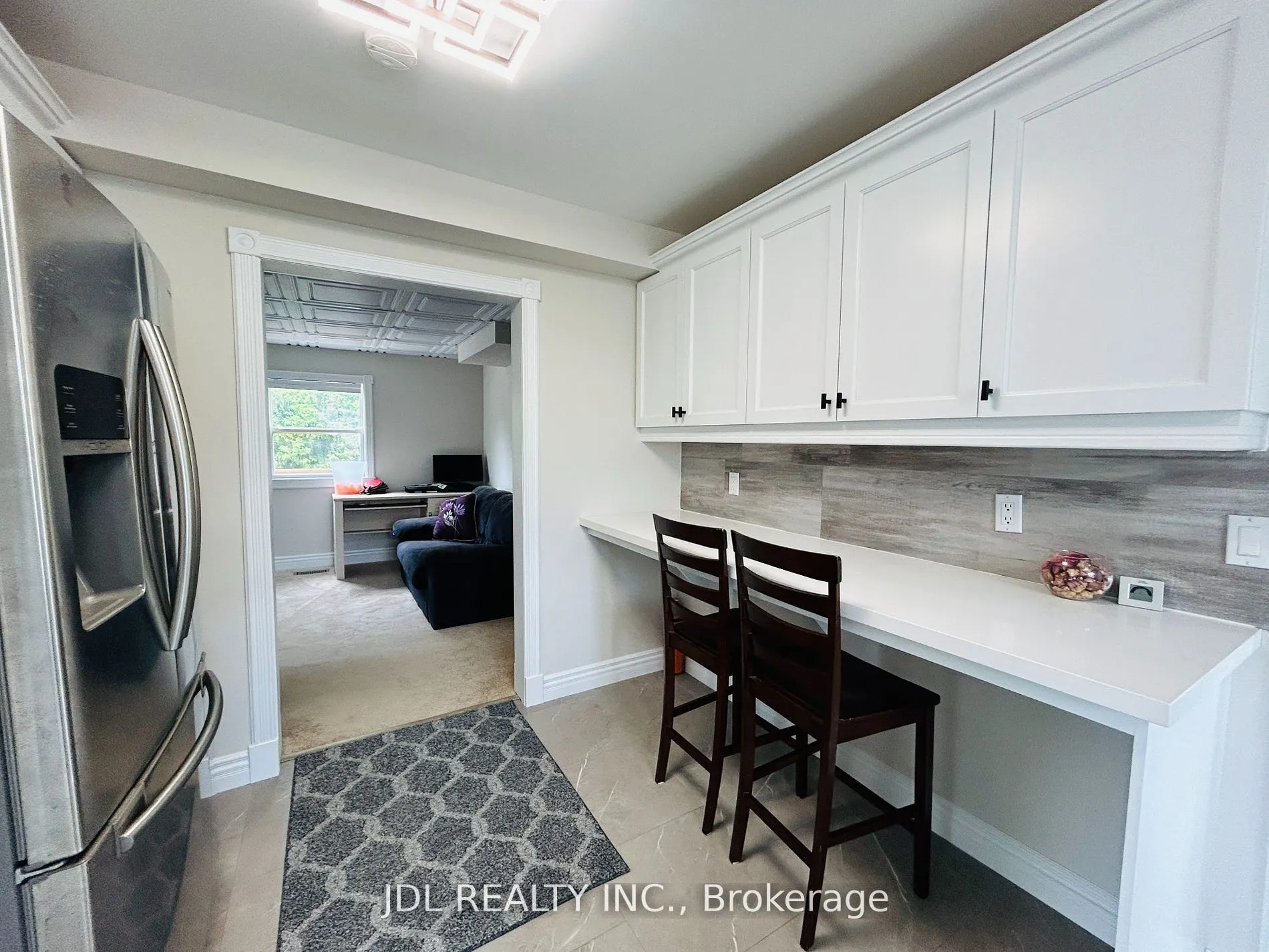 11 Red Robin Road, #Upper