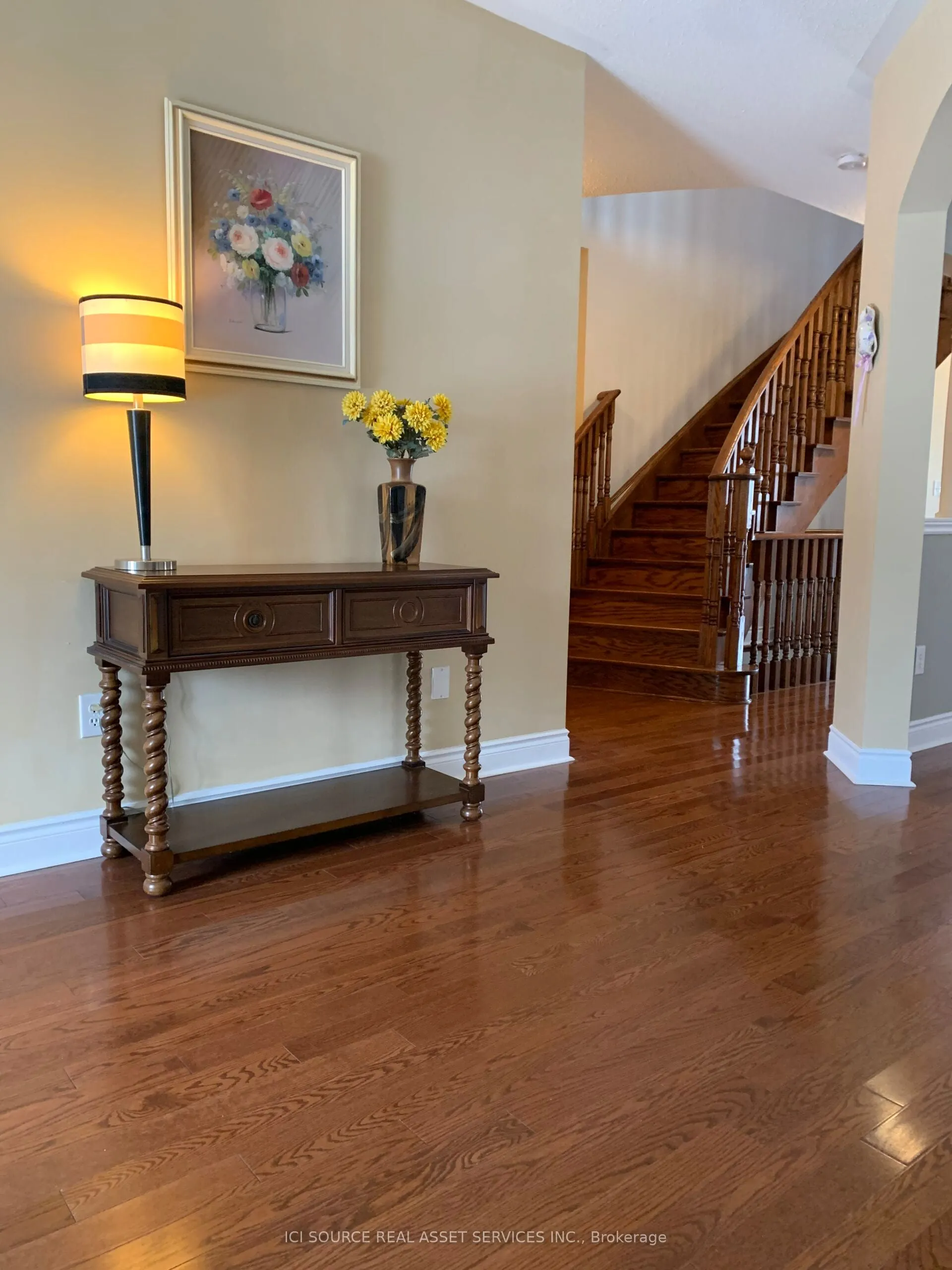 228 Vanda Drive