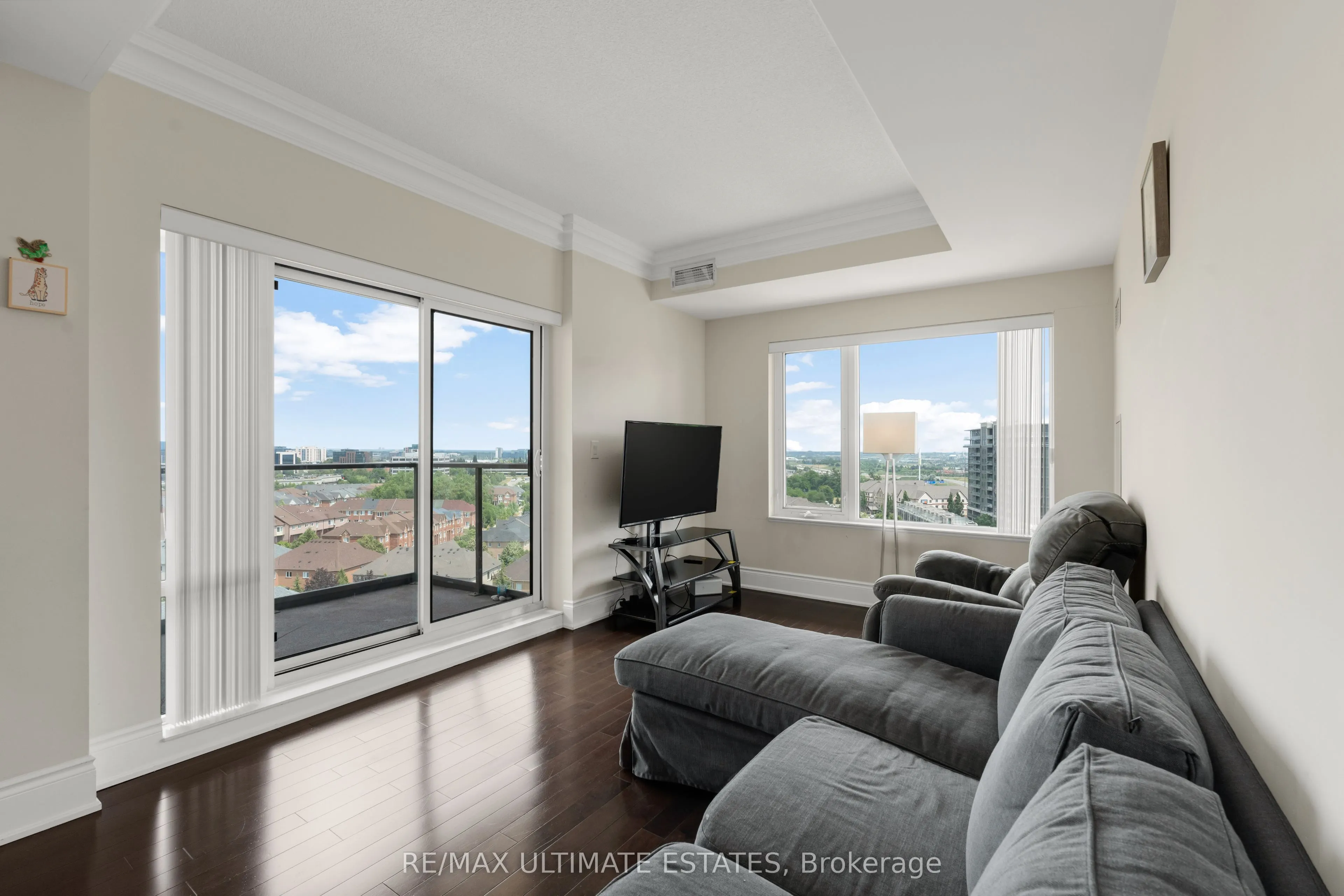 233 South Park Road, #1211