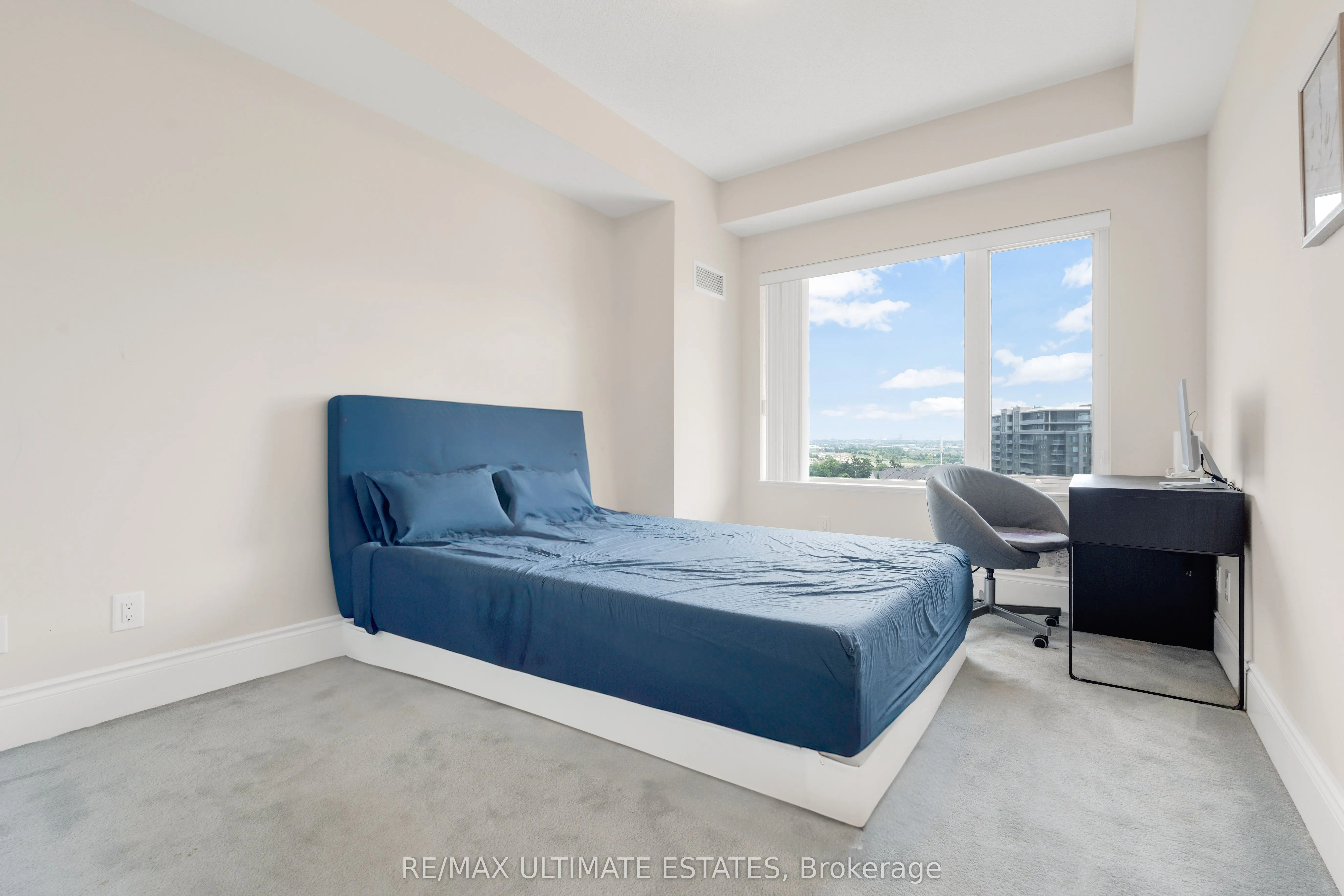 233 South Park Road, #1211