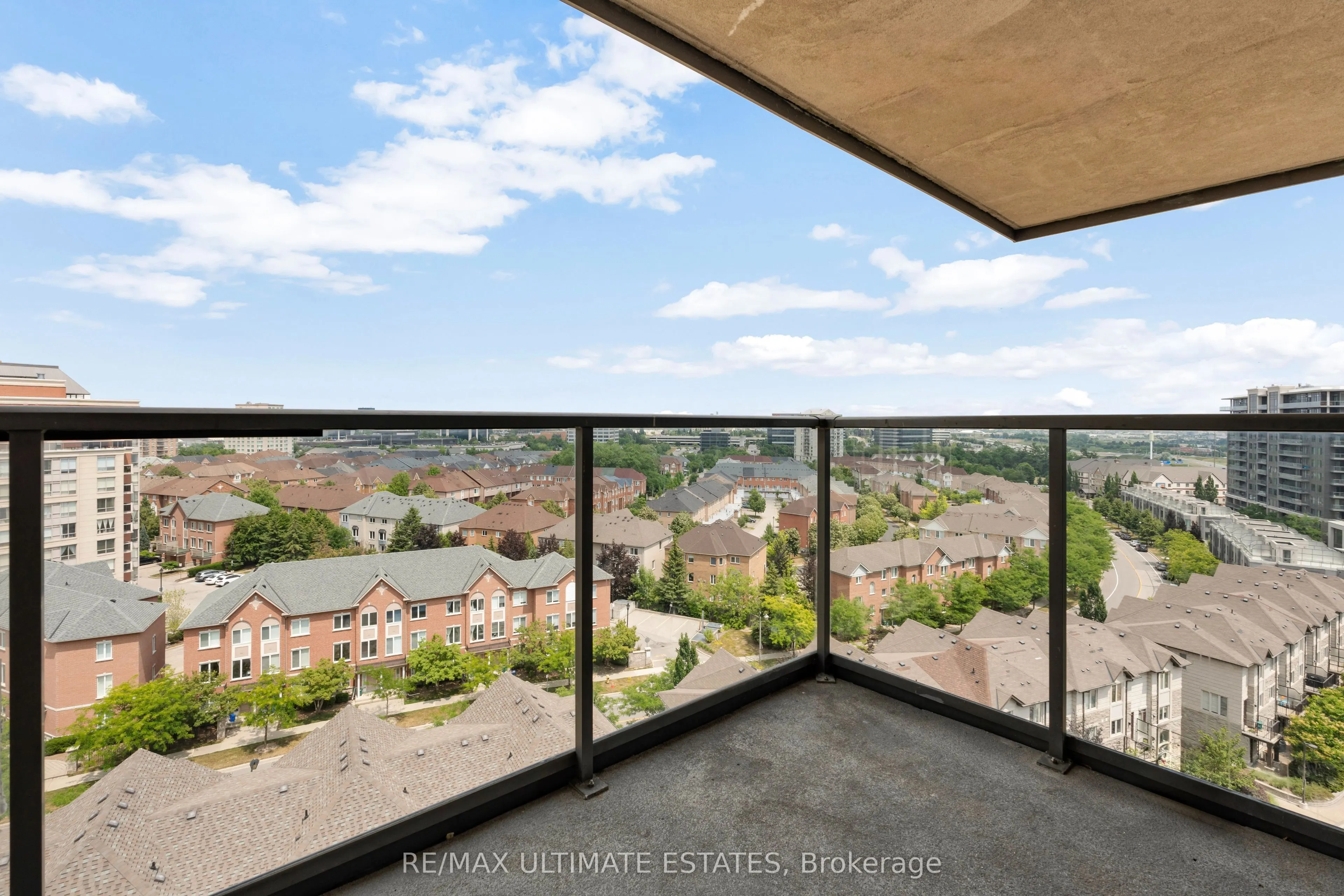 233 South Park Road, #1211