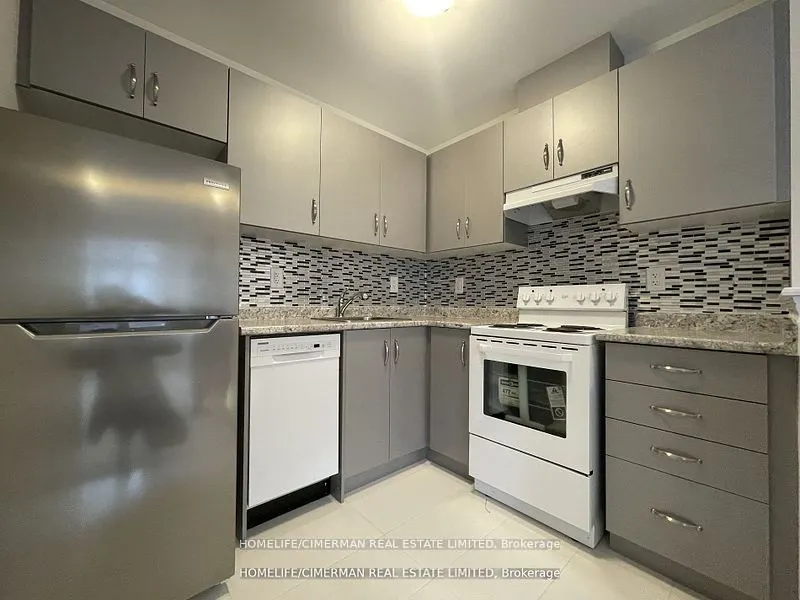 7 Waterleaf Road, #Coach