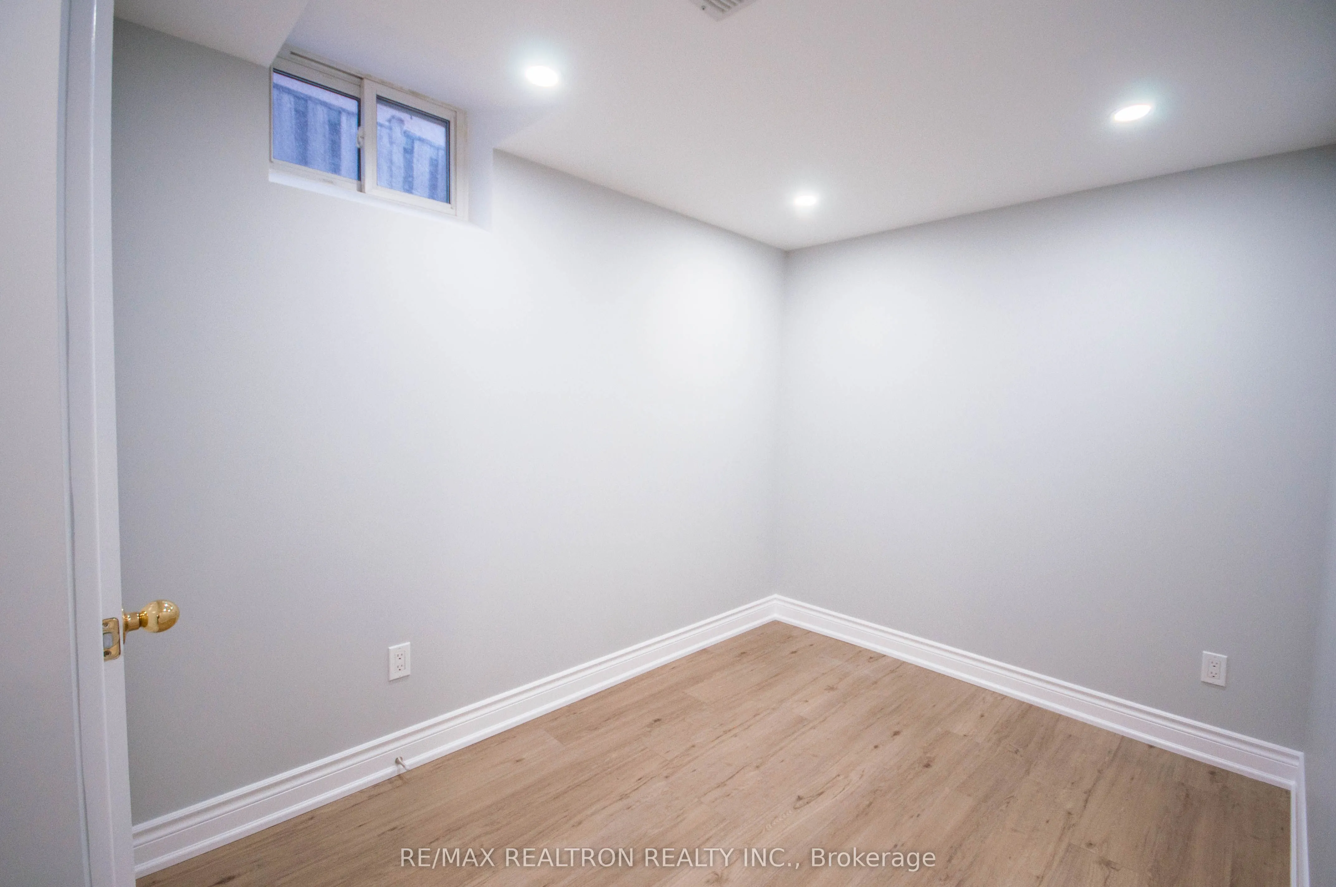 87 Garham Crescent