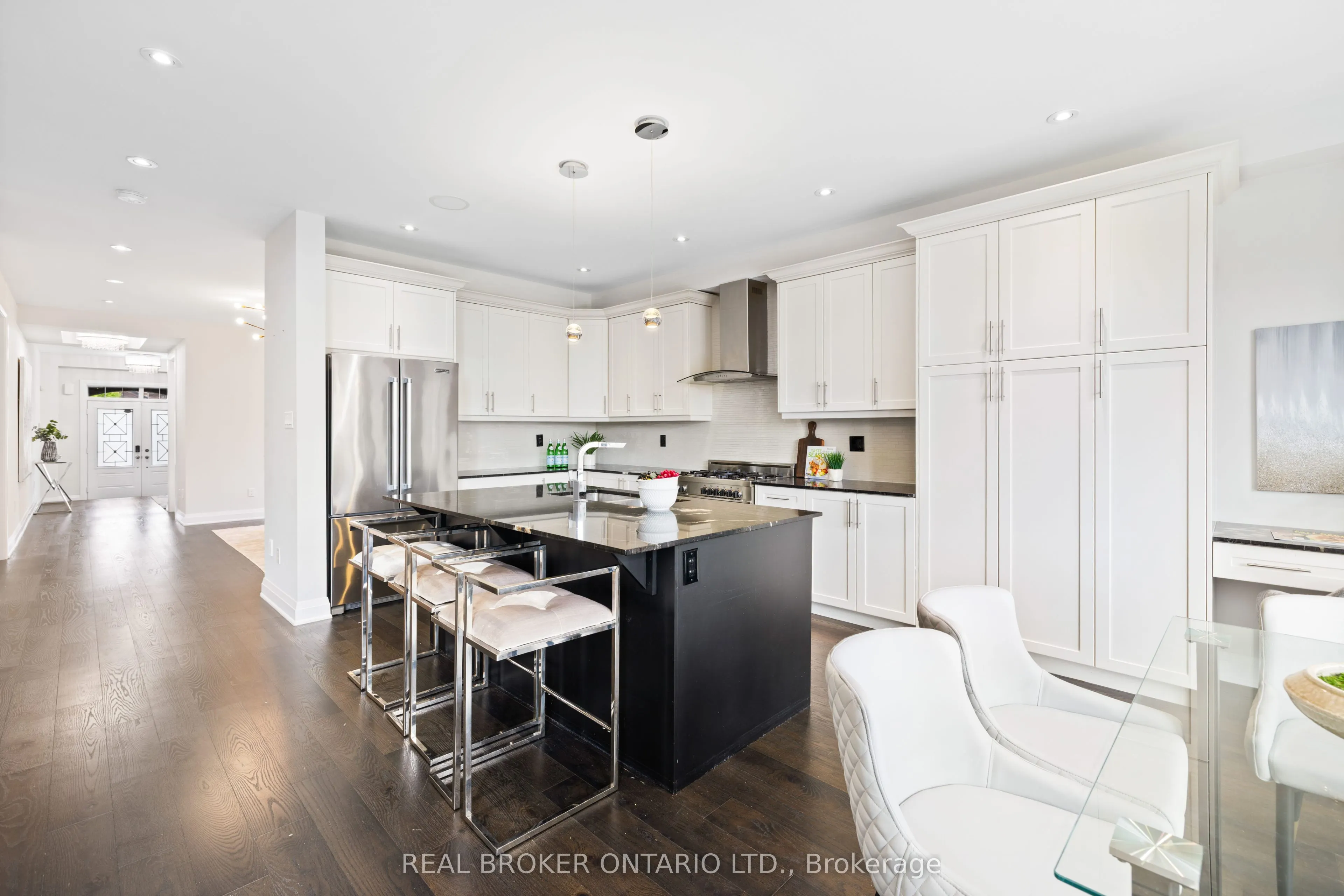 41 Pelee Avenue