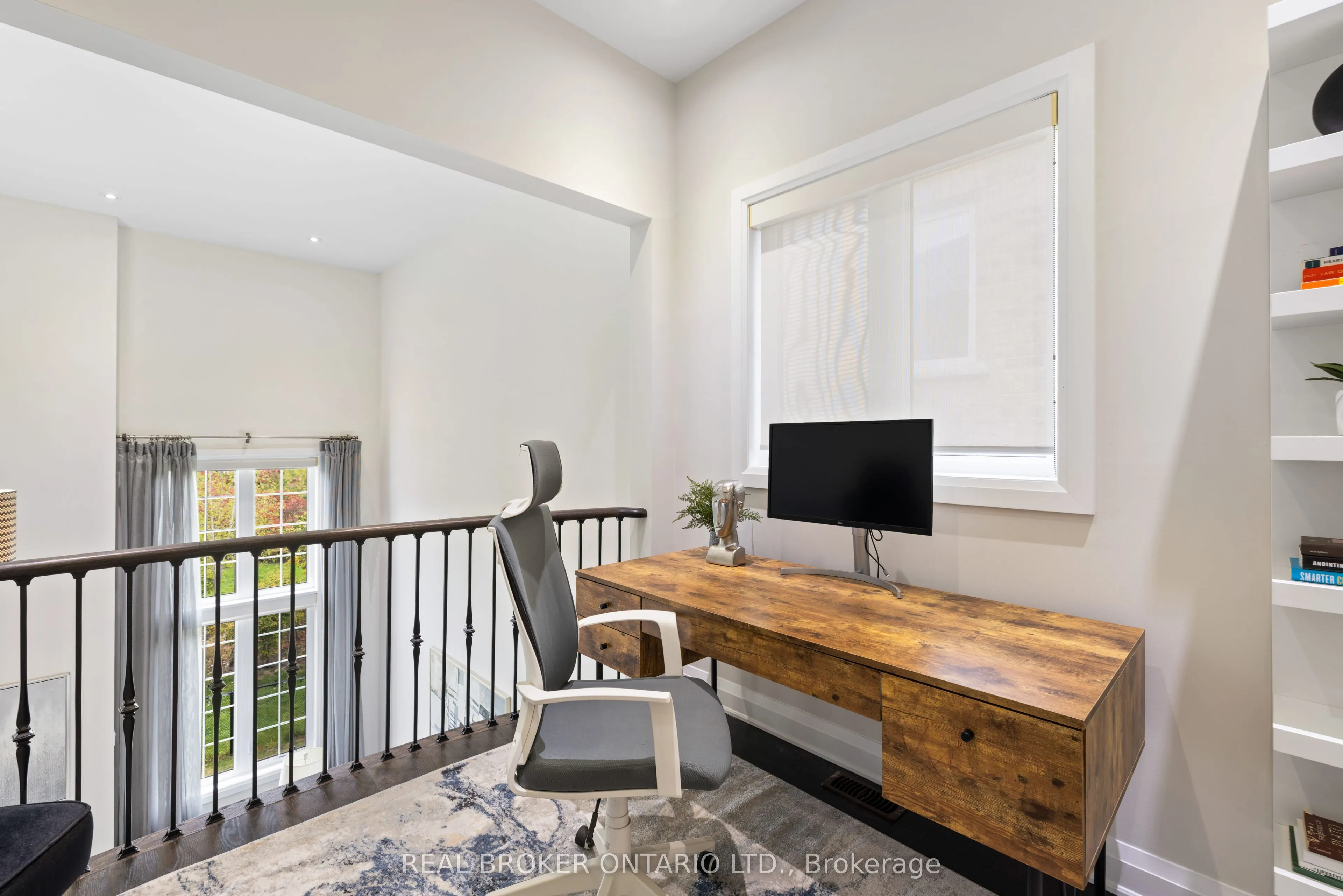 41 Pelee Avenue