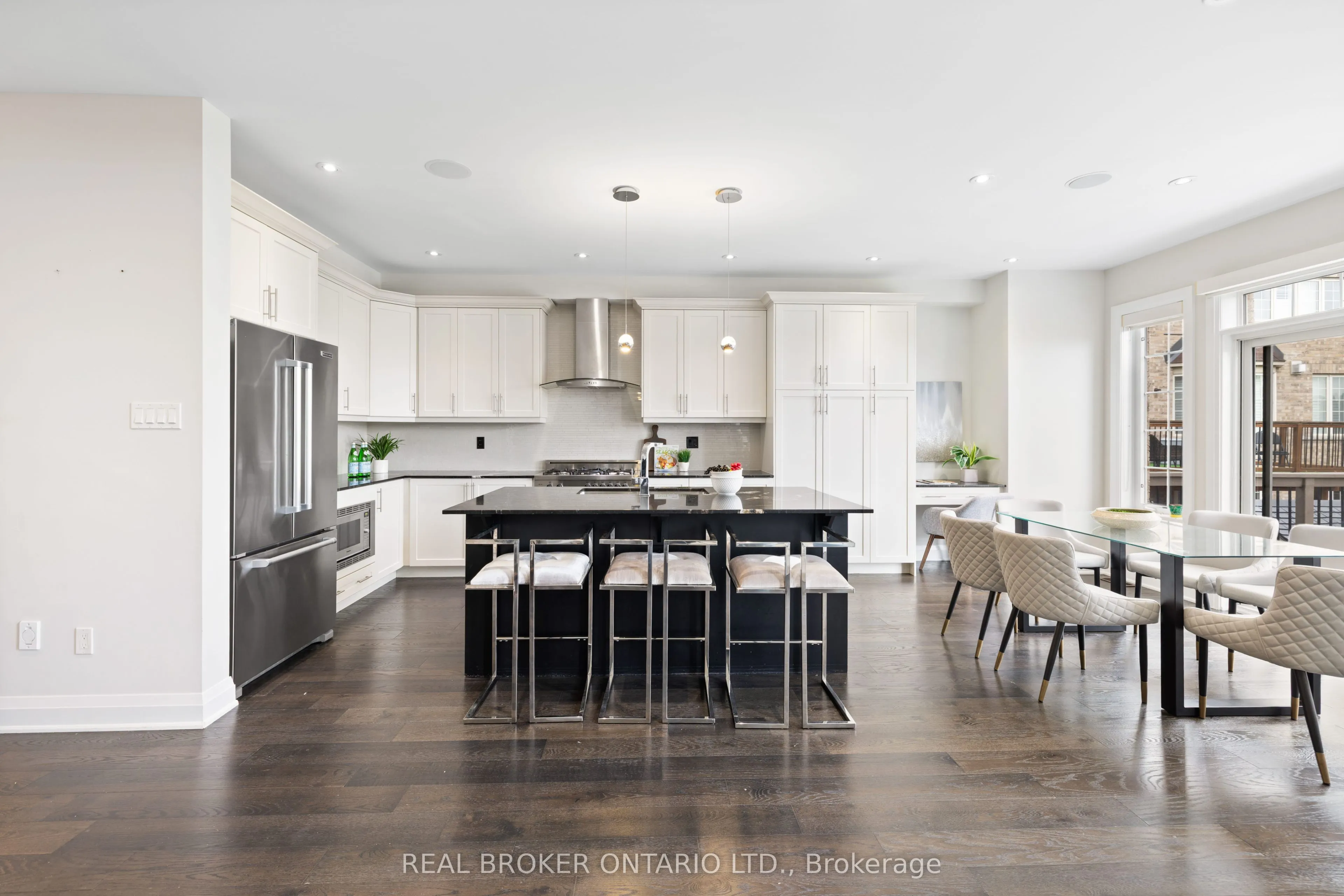 41 Pelee Avenue