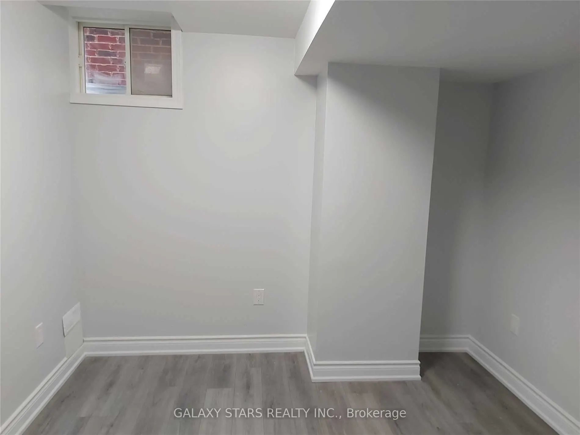 364 Cornell Centre Boulevard