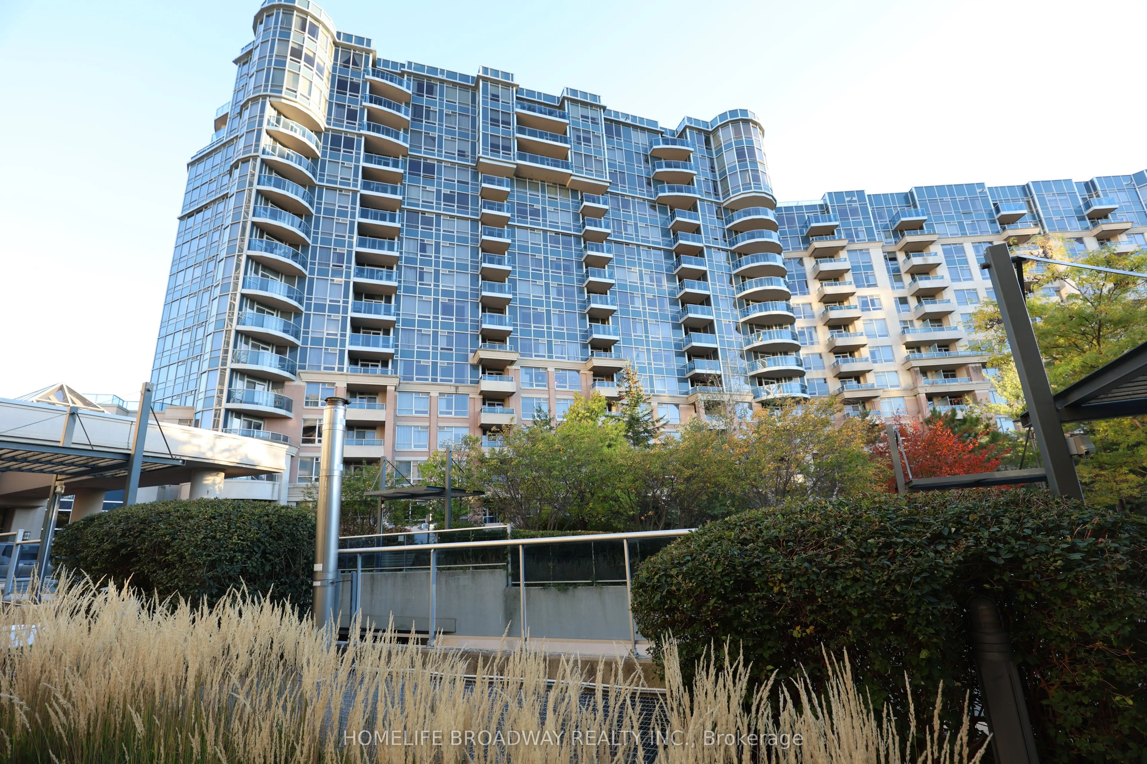 23 Cox Boulevard, #180