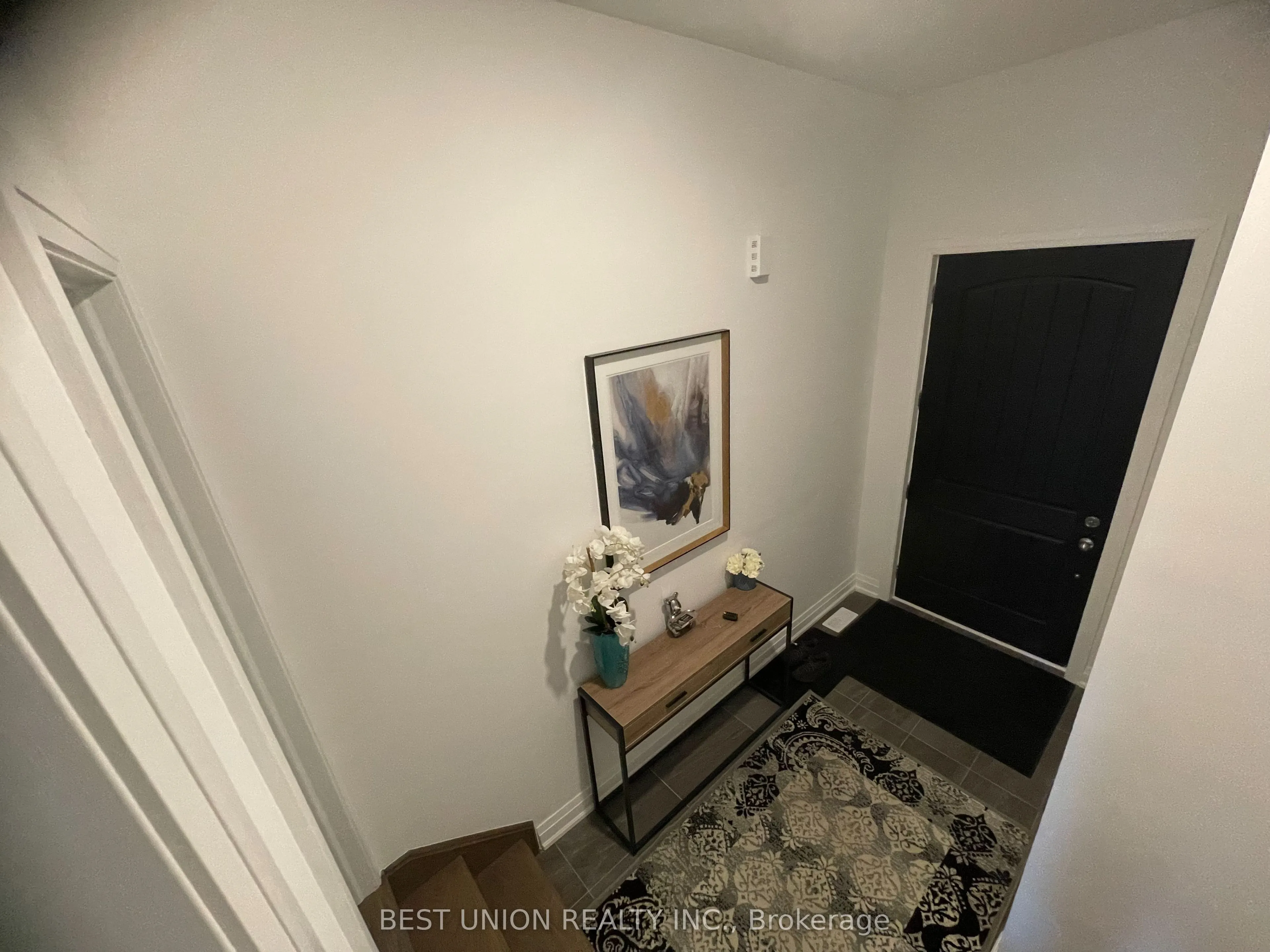 17 Persica Street, #Lower