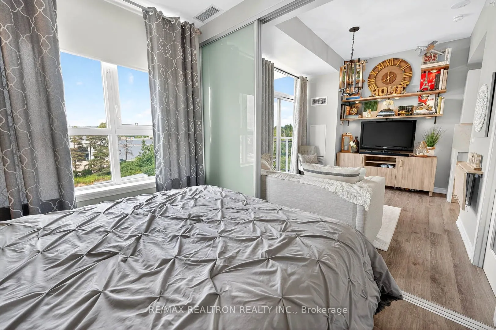 11611 YONGE Street, #525