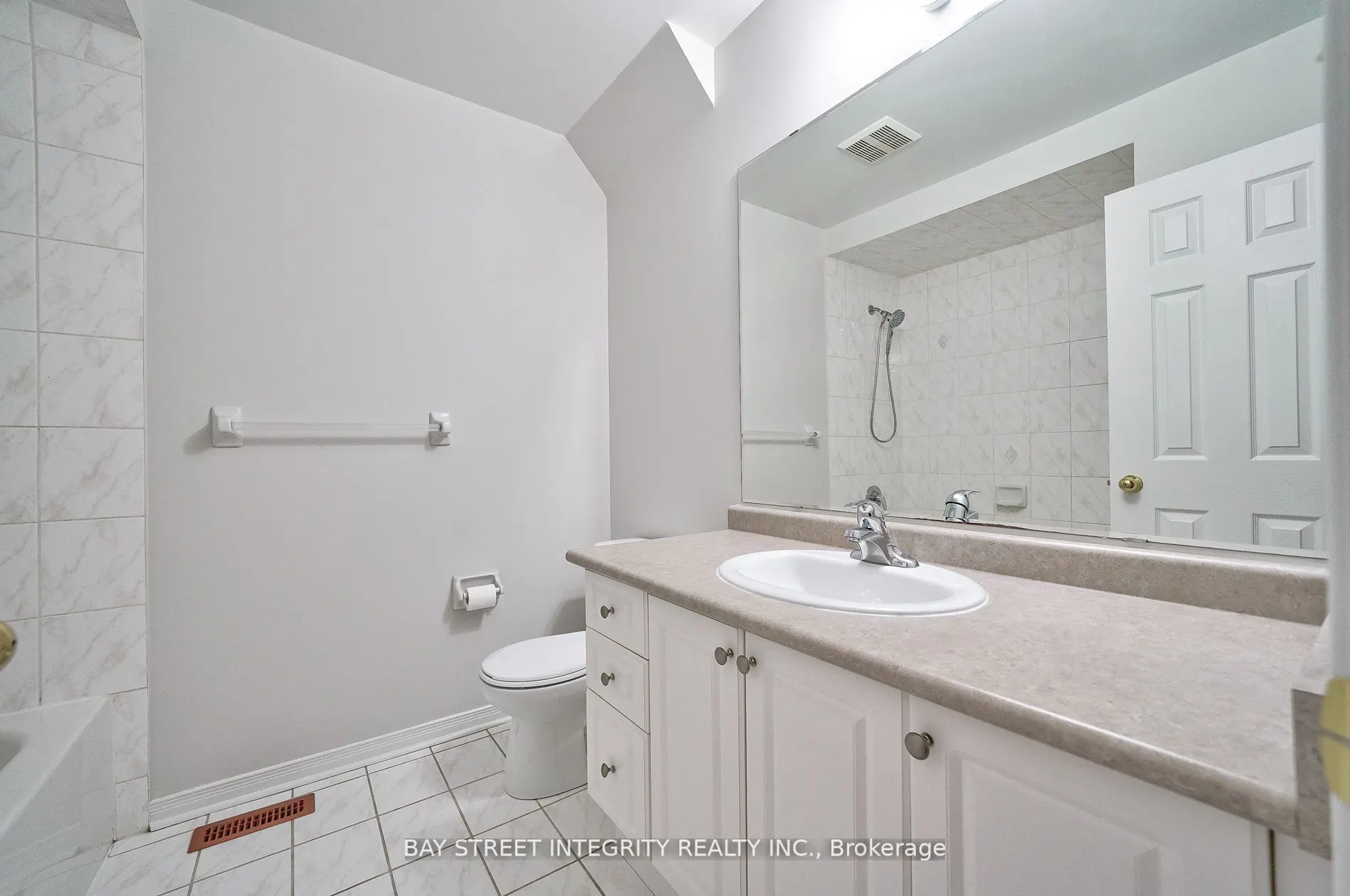75 Selkirk Drive