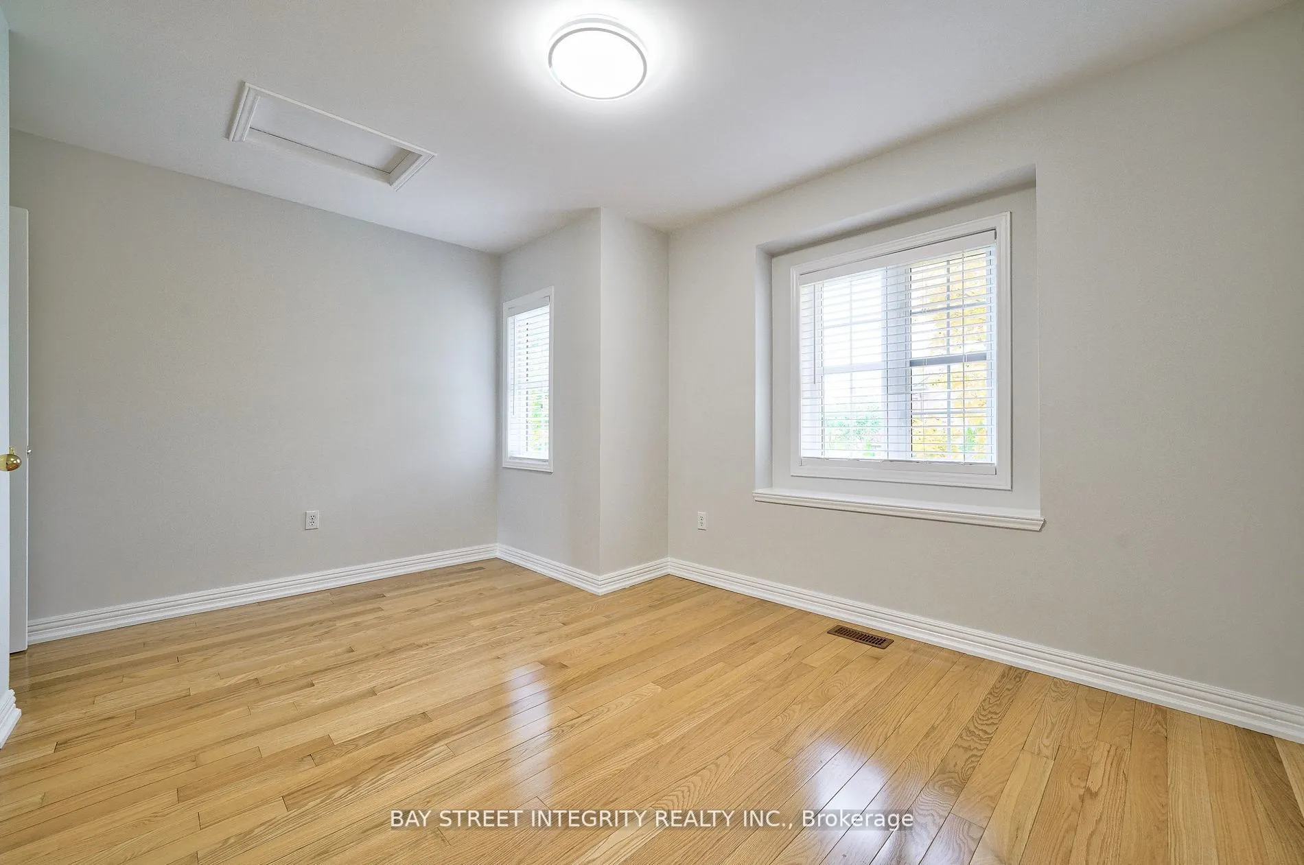 75 Selkirk Drive