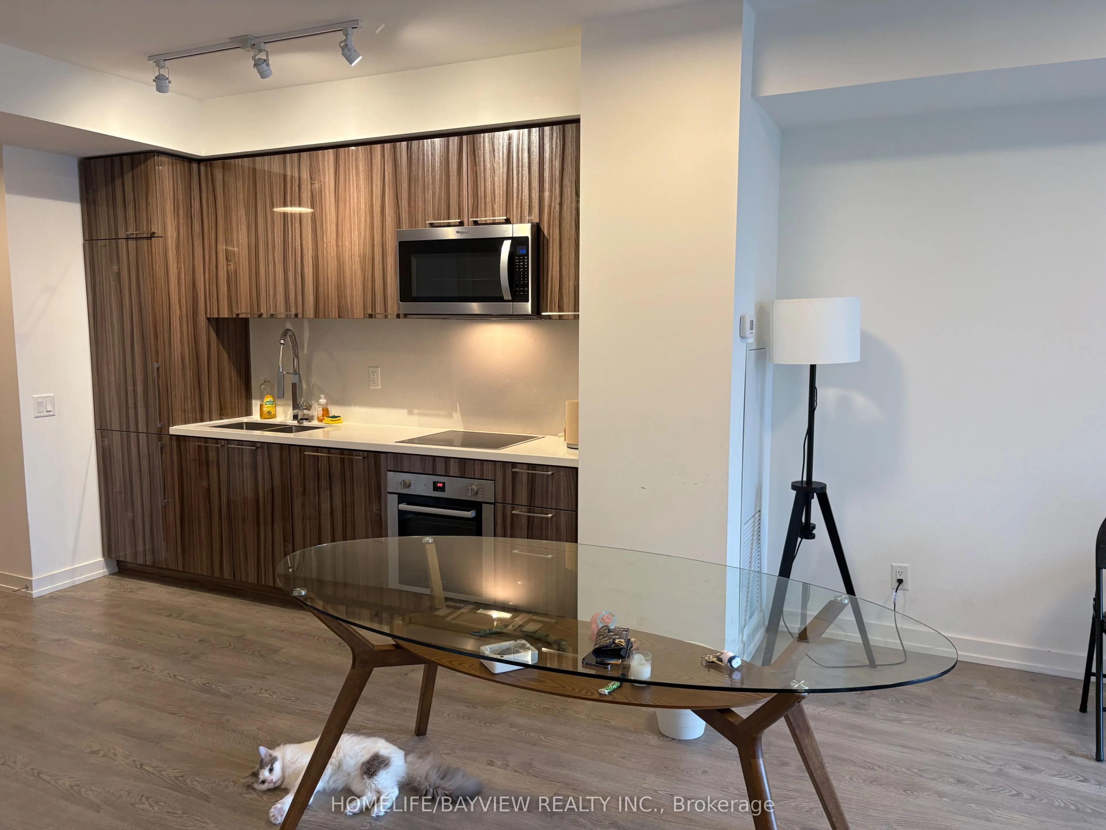 1 grandview Avenue, #805