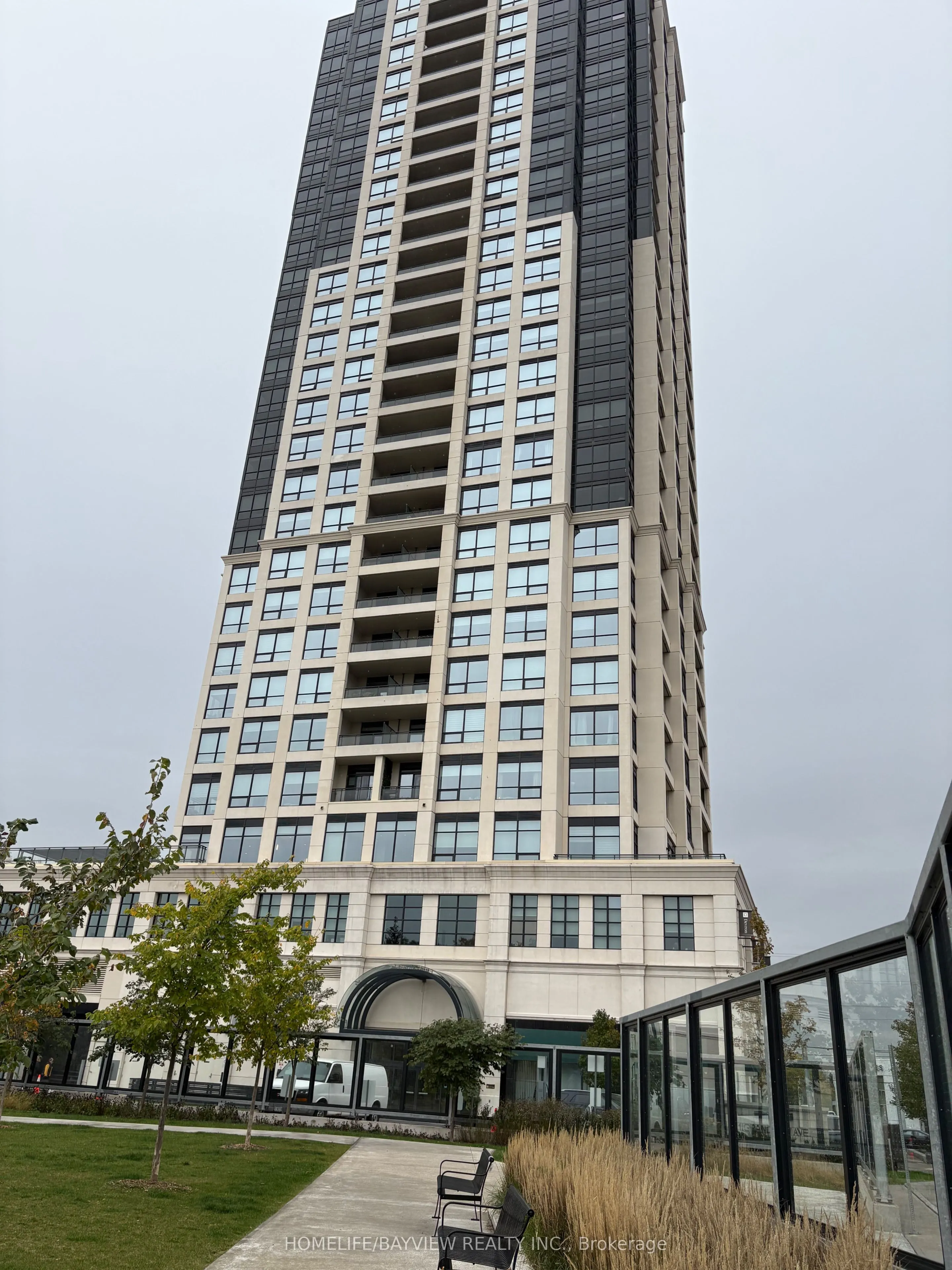 1 grandview Avenue, #805