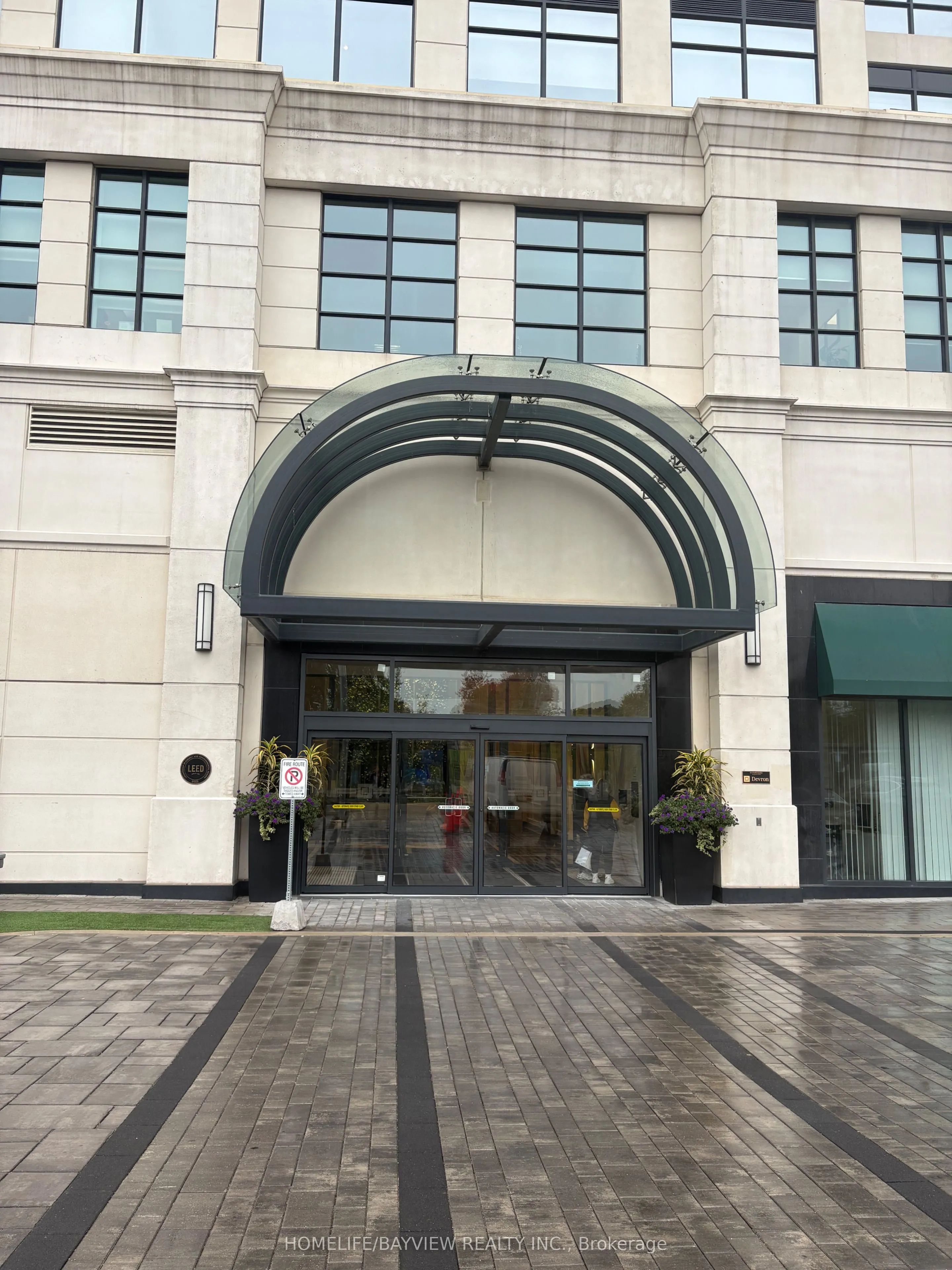 1 grandview Avenue, #805