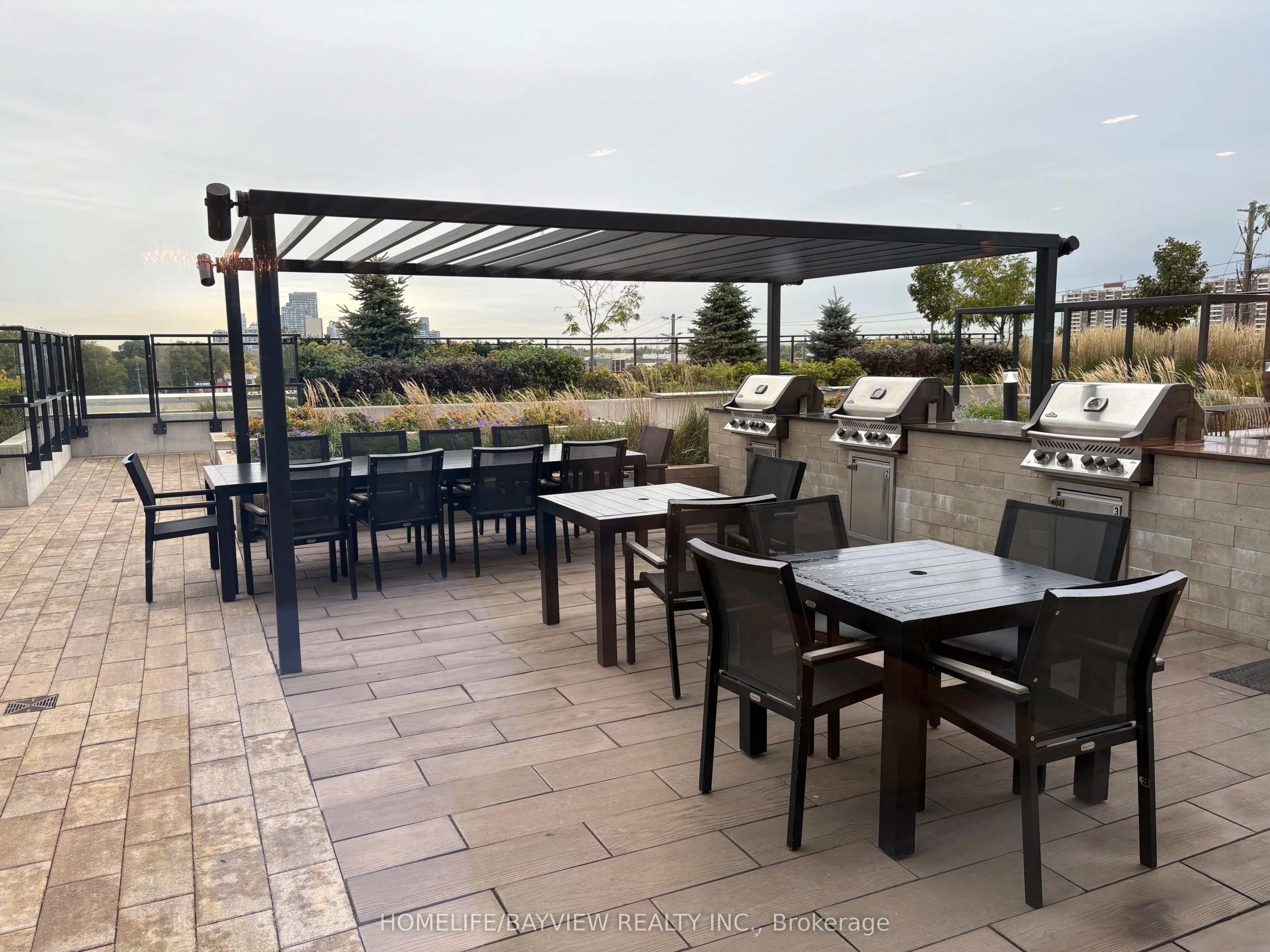 1 grandview Avenue, #805