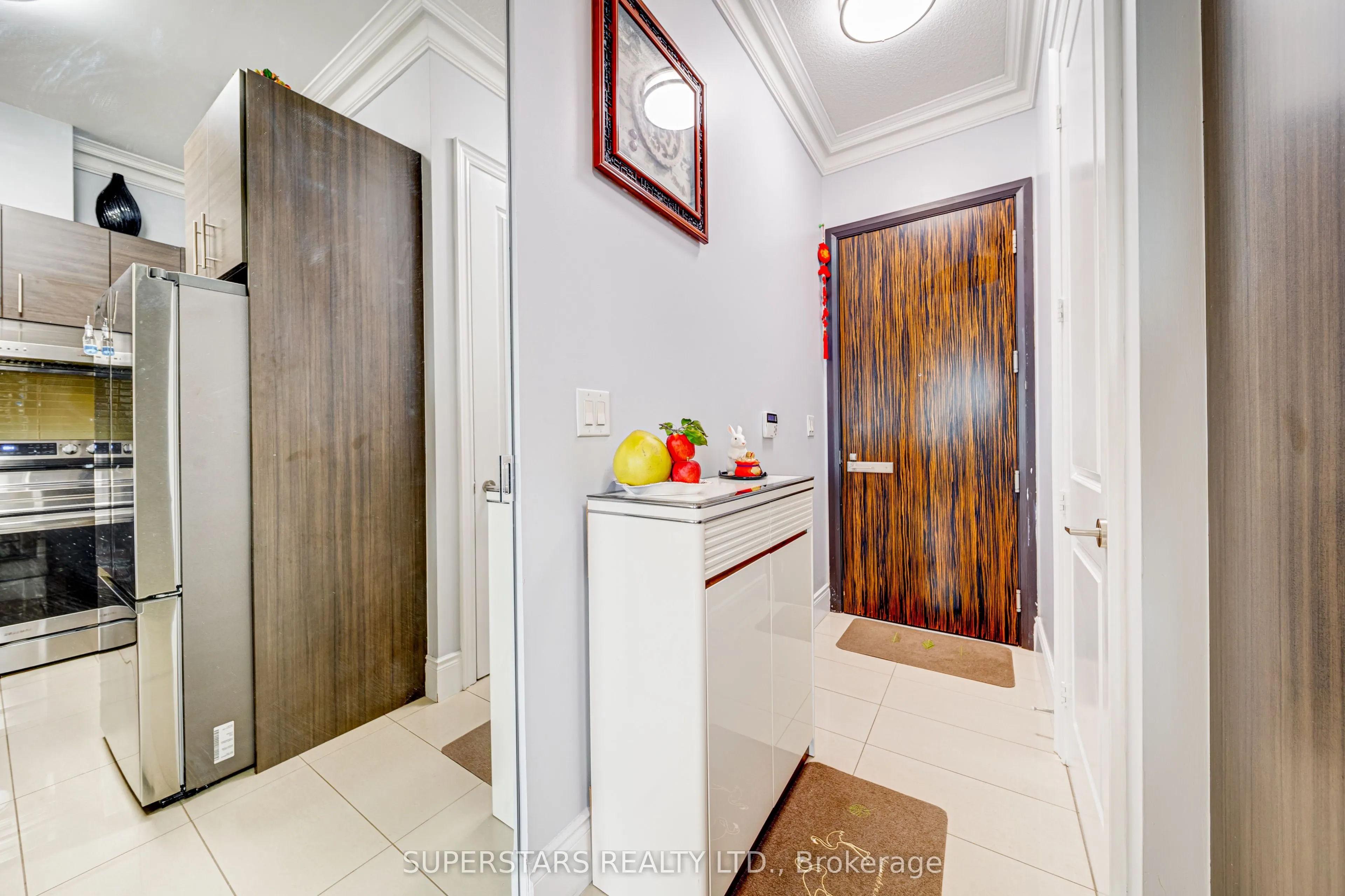 277 South Park Road, #PH12