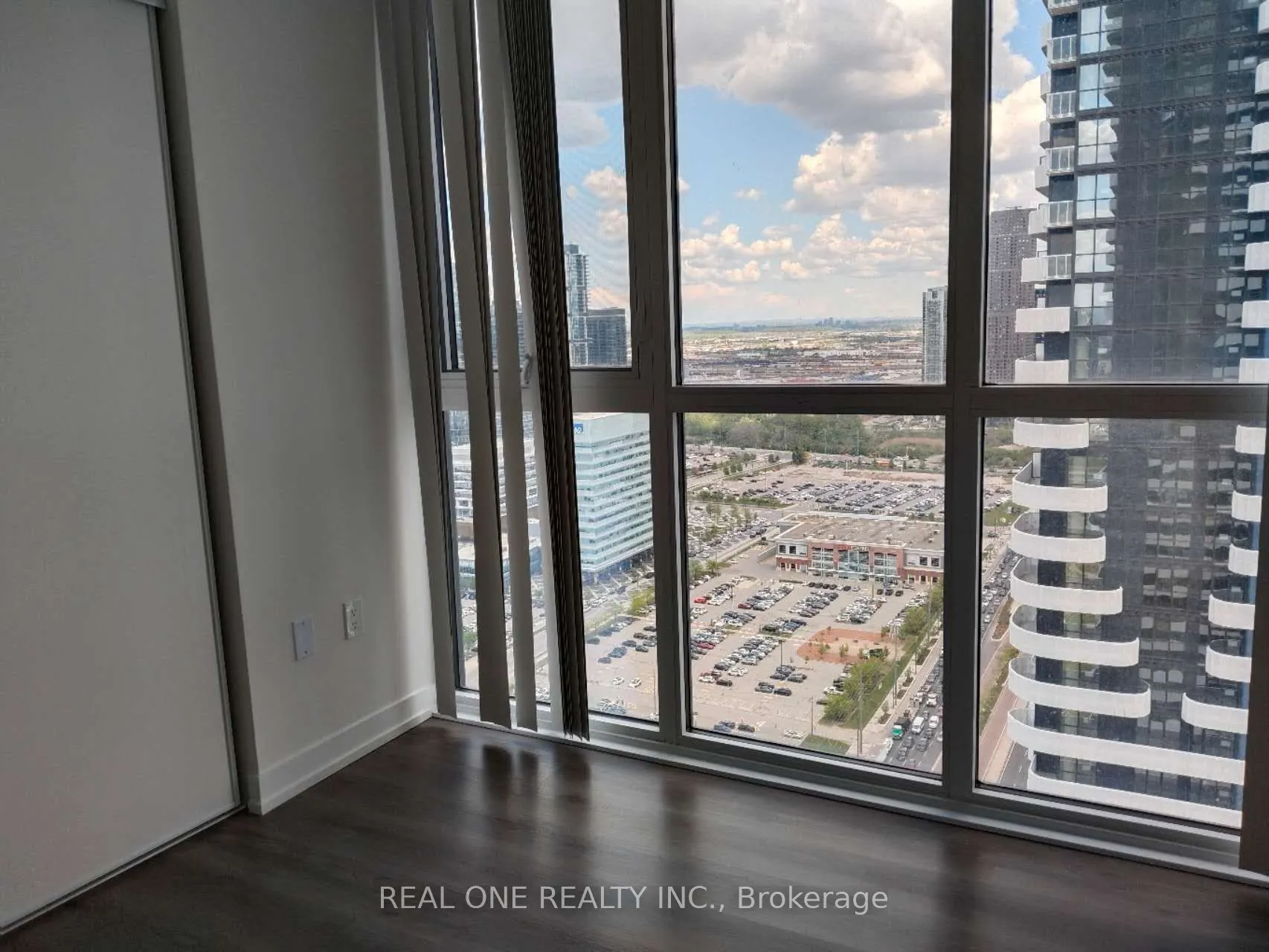 225 Commerce Street, #3912