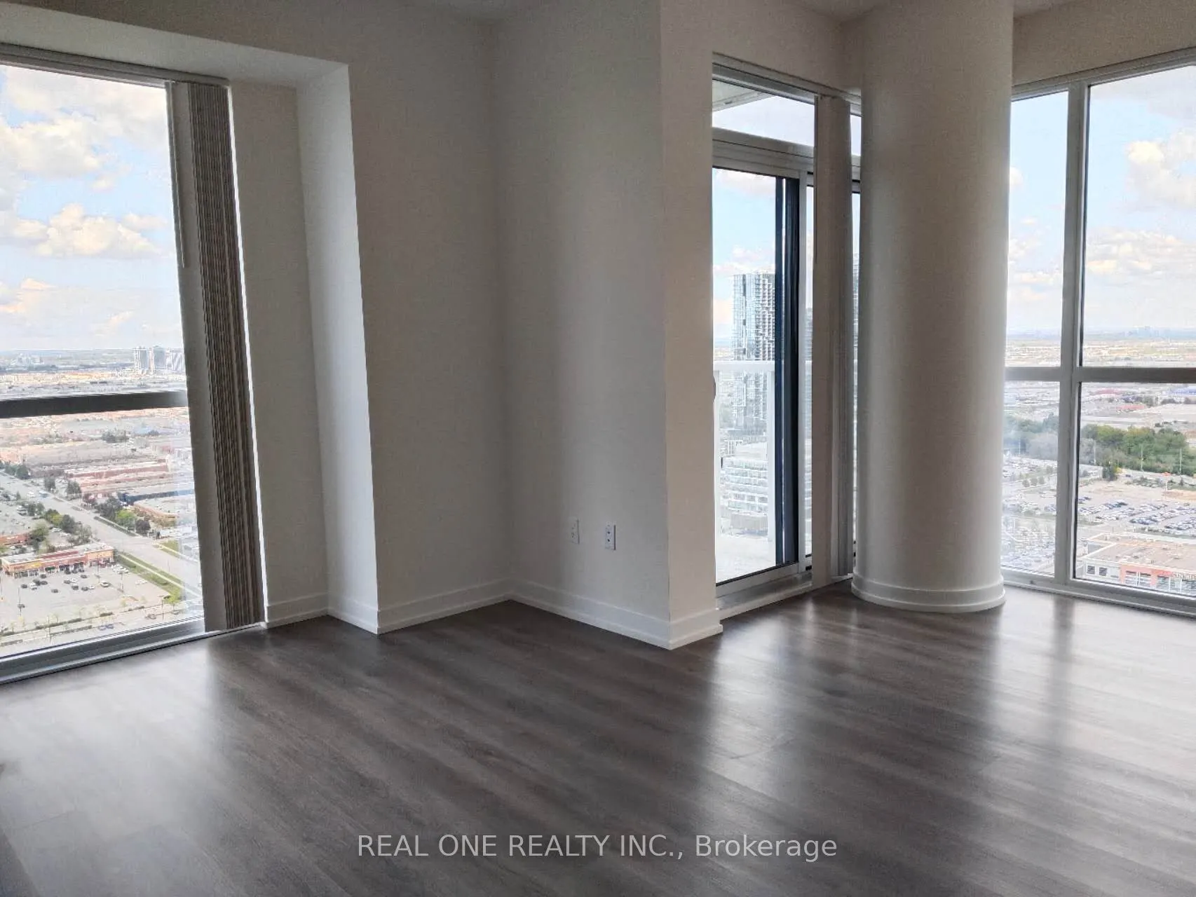 225 Commerce Street, #3912
