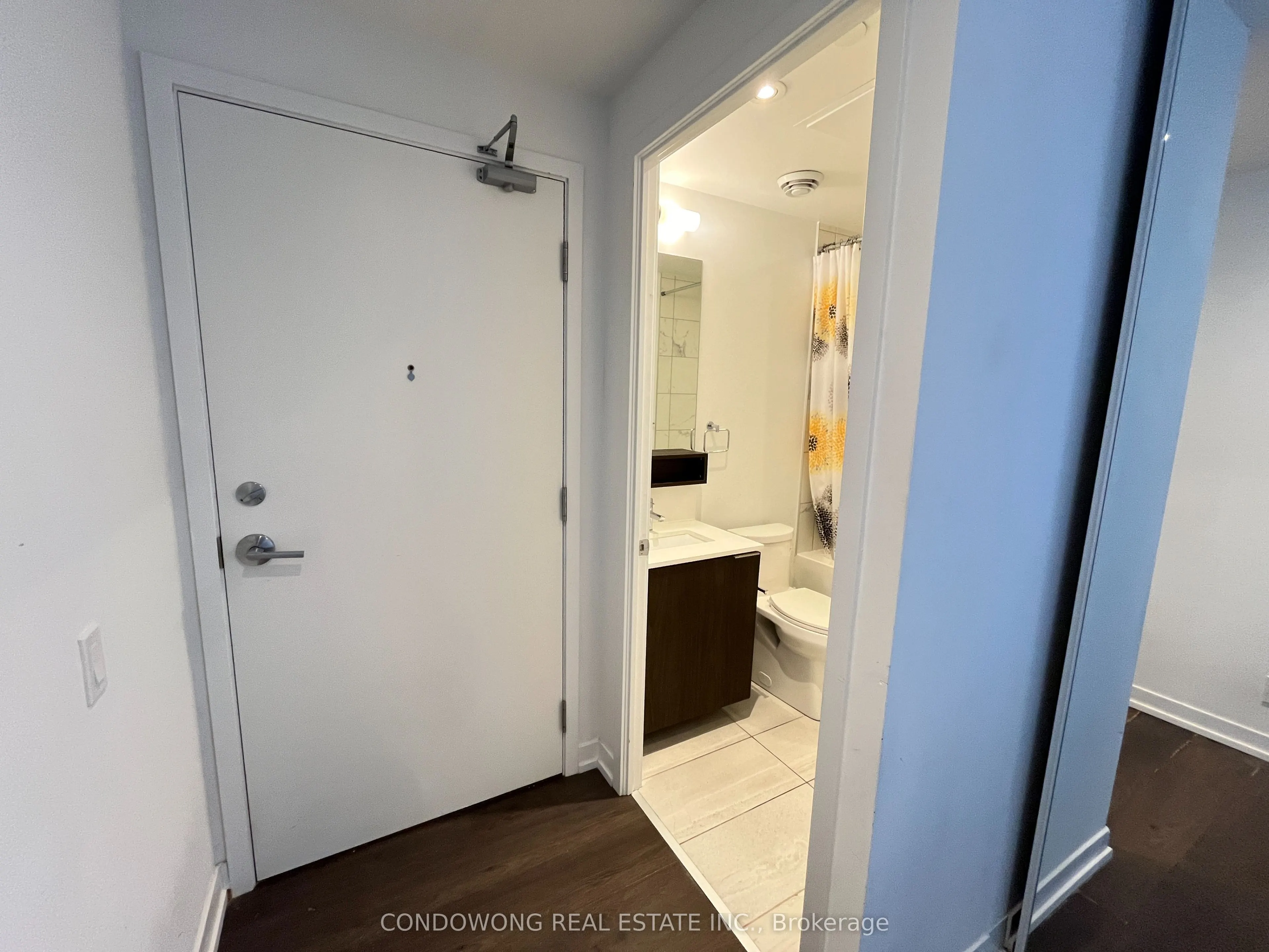 898 Portage Parkway, #507