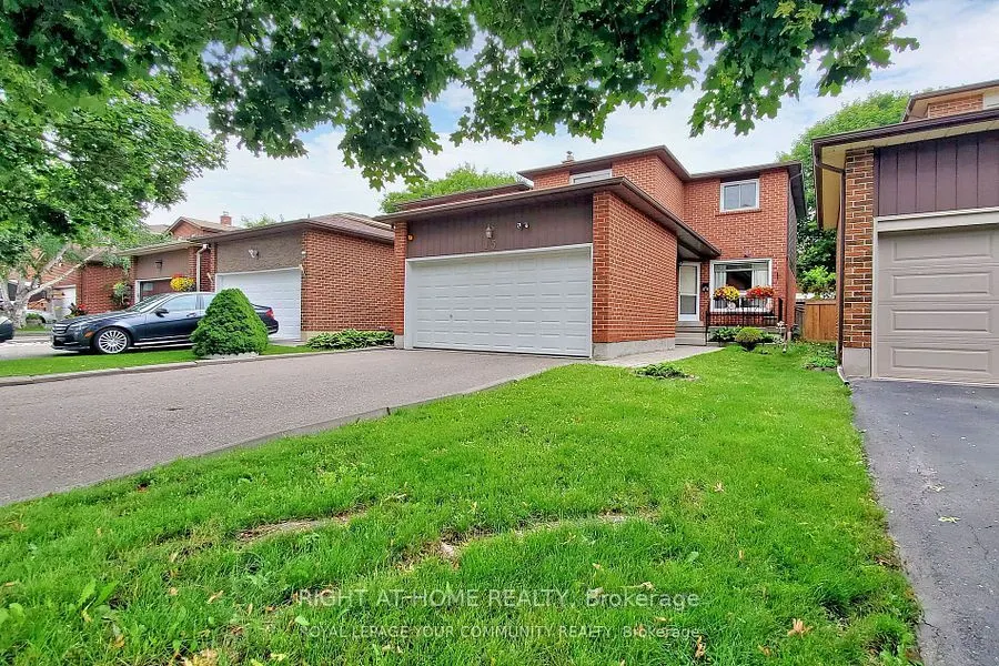 15 Coventry Court E