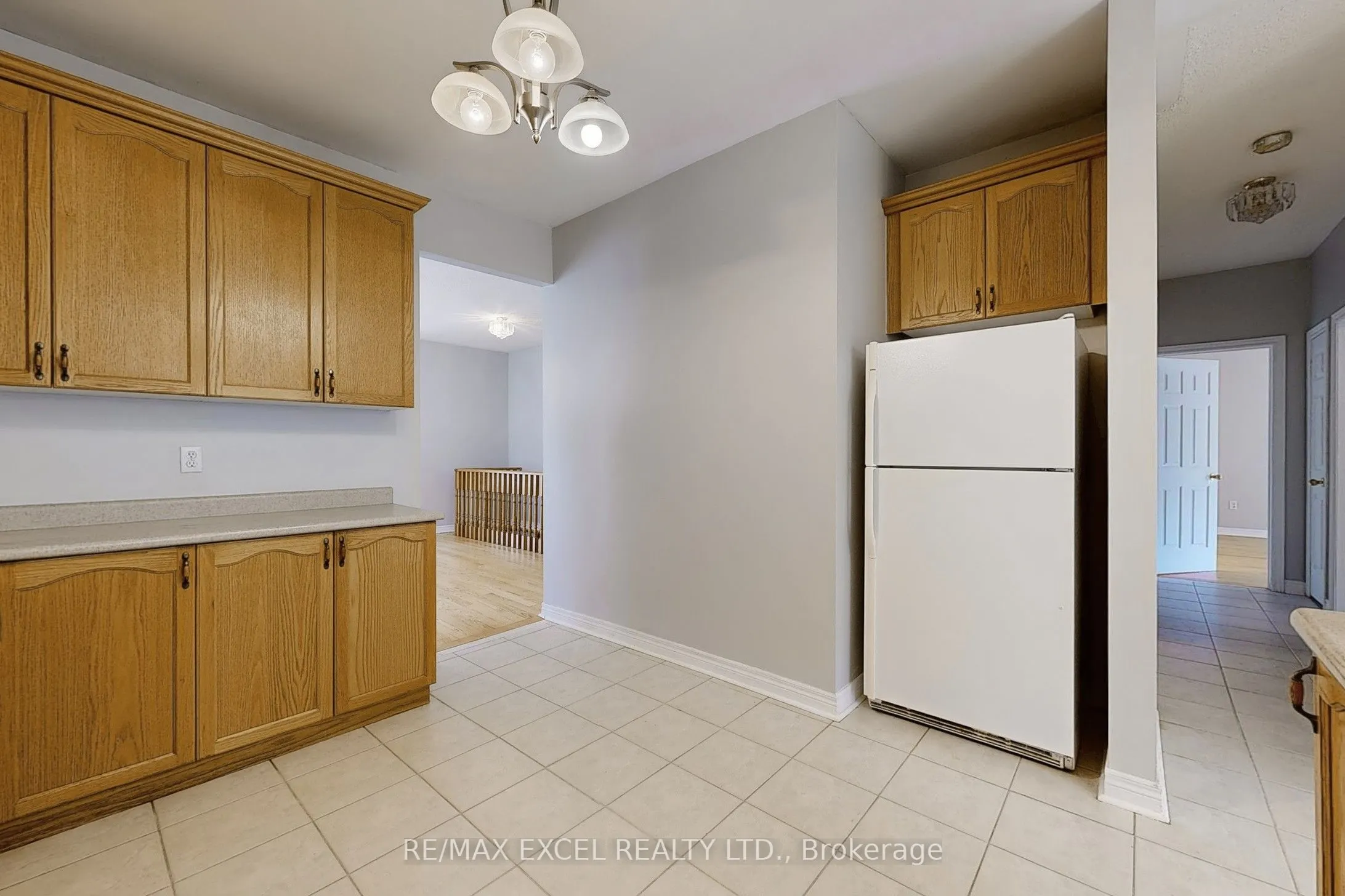 38 Ayhart Street