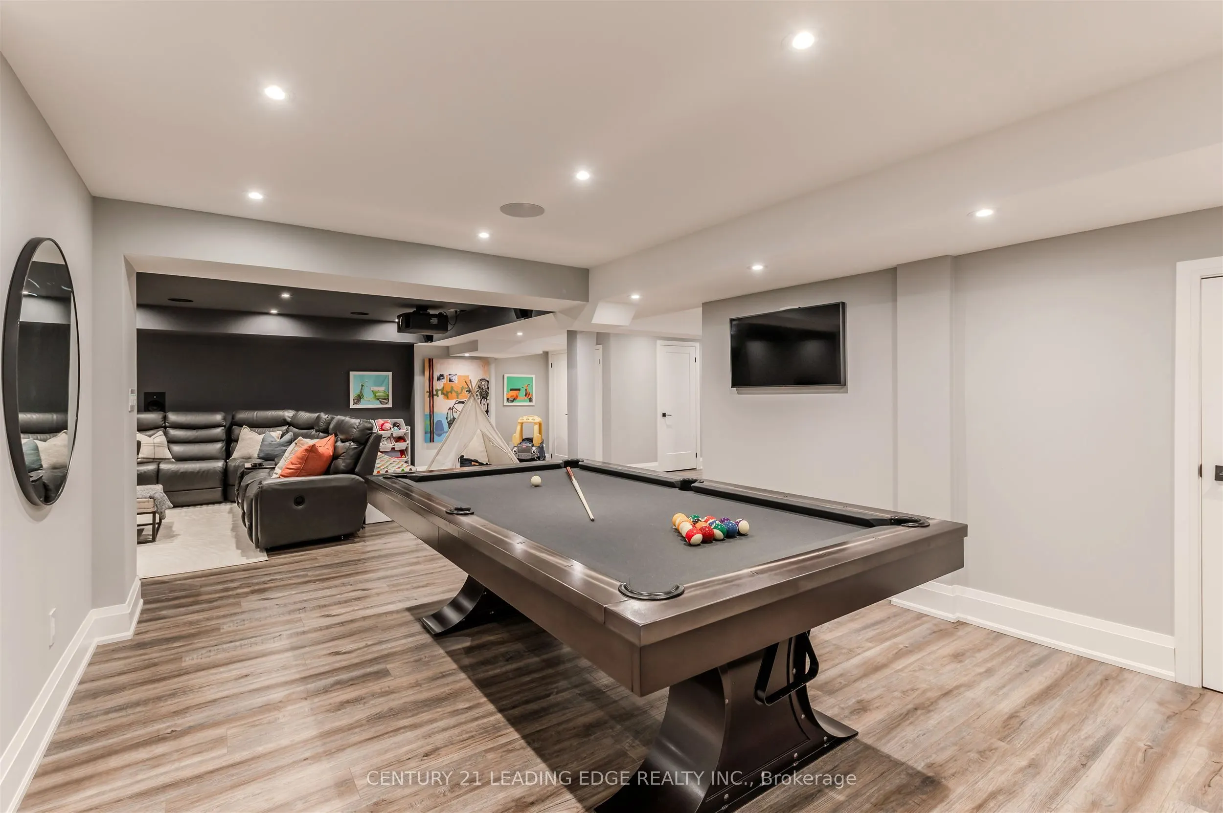 82 Gibson Circle
