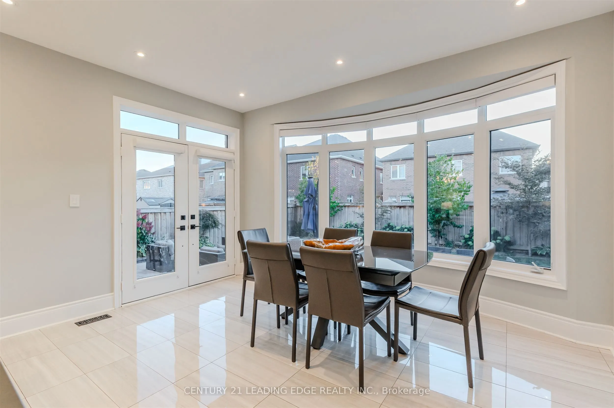 82 Gibson Circle