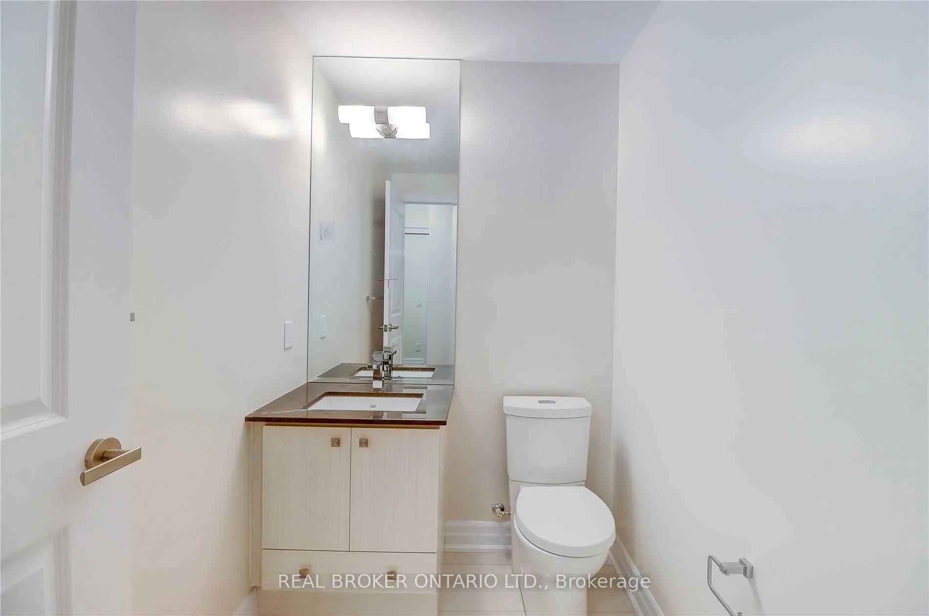 9075 Jane Street, #1110