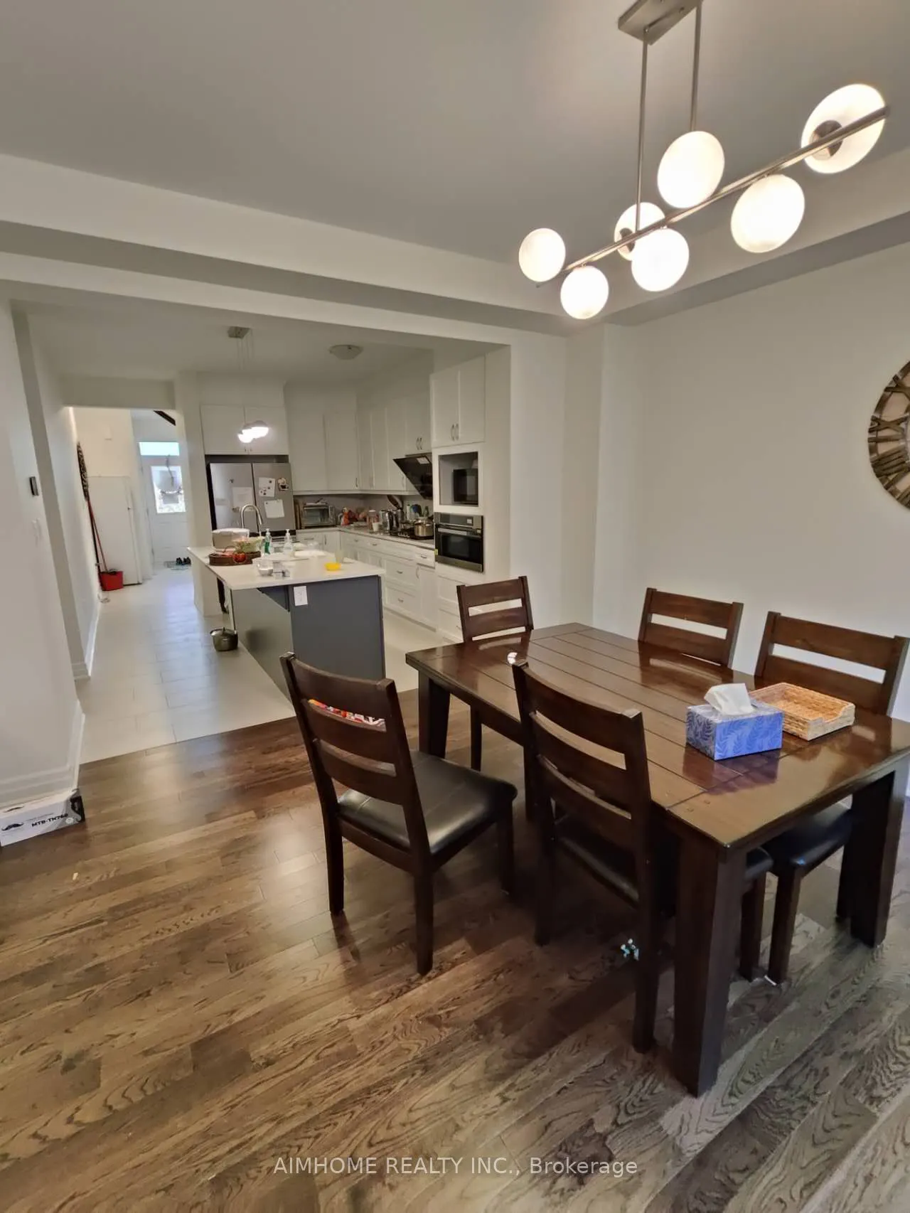 26 Navitas Crescent