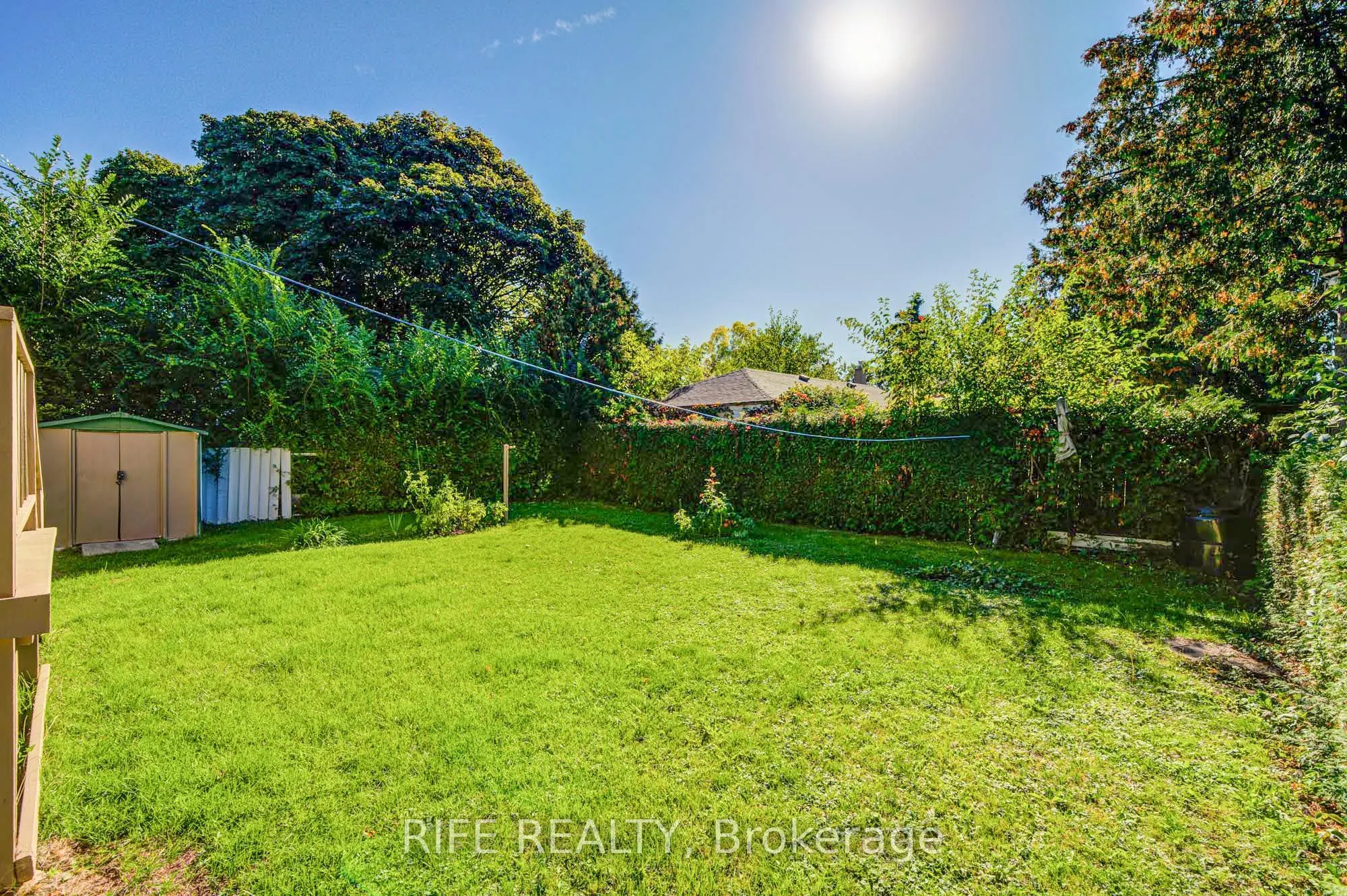 306 Wenlock Avenue