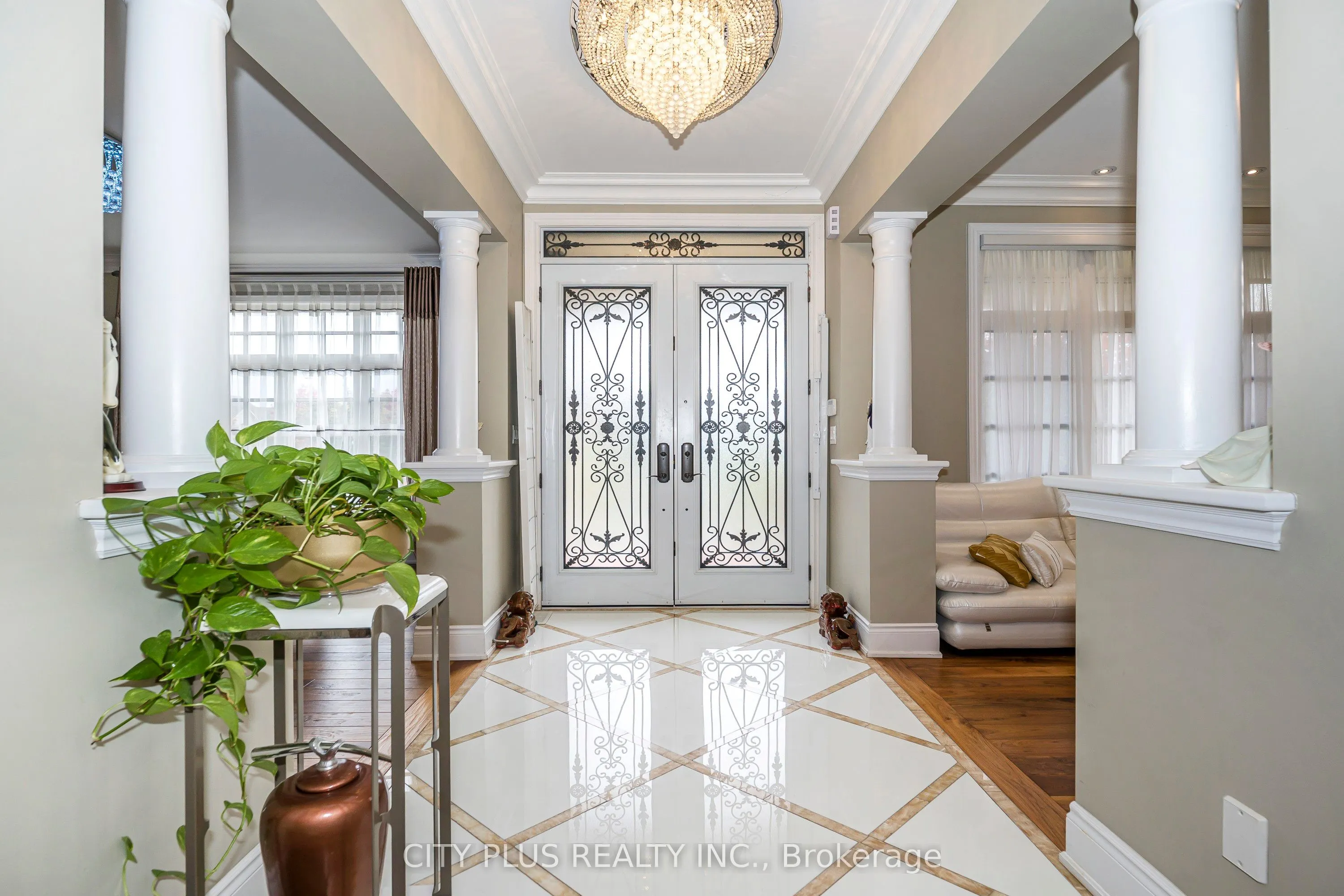 19 Royal County Down Crescent