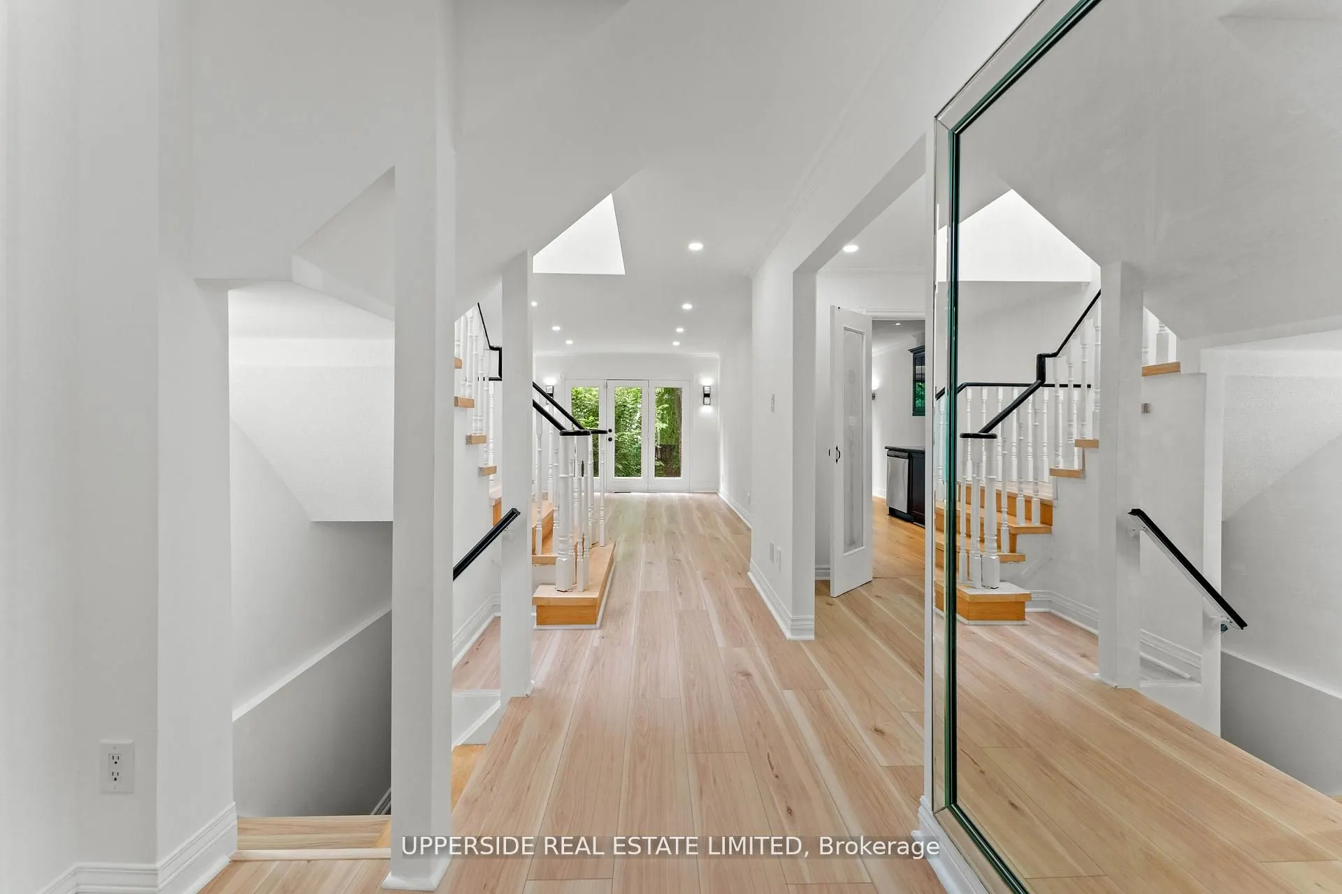 55 Thornbury Circle