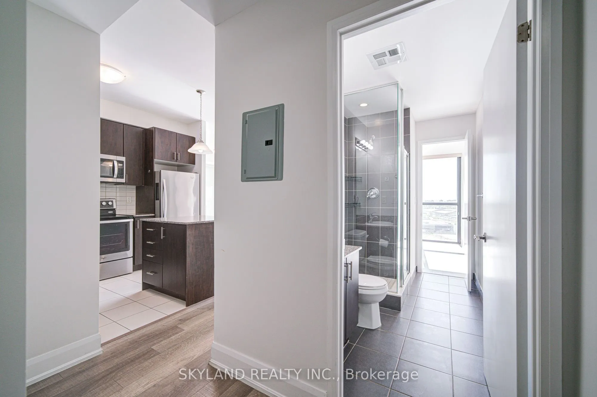2900 Highway 7 Road, #903