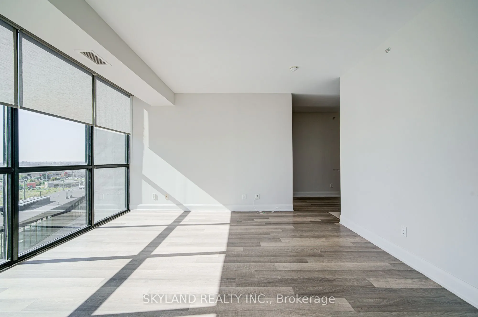 2900 Highway 7 Road, #903