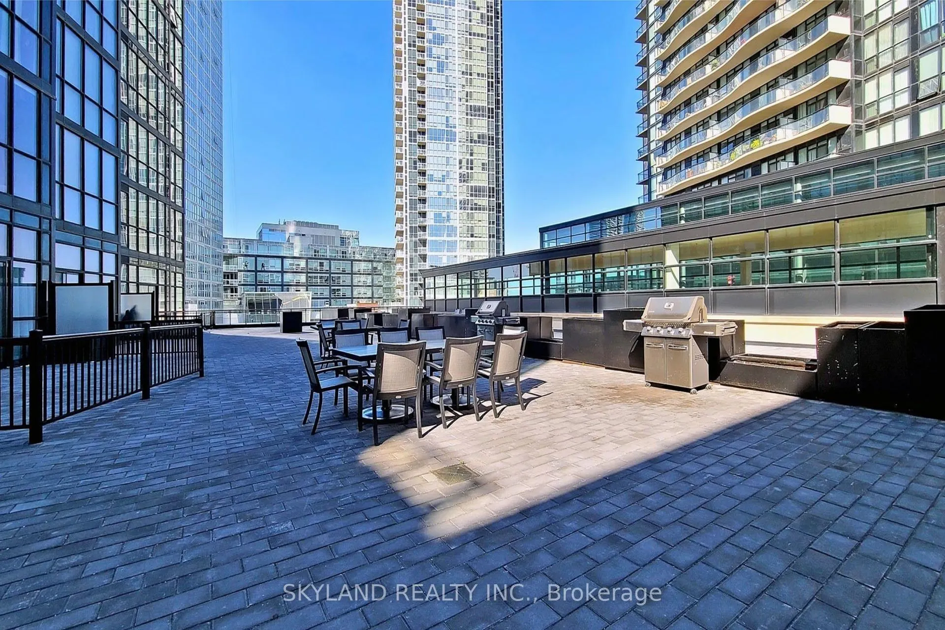 2900 Highway 7 Road, #903