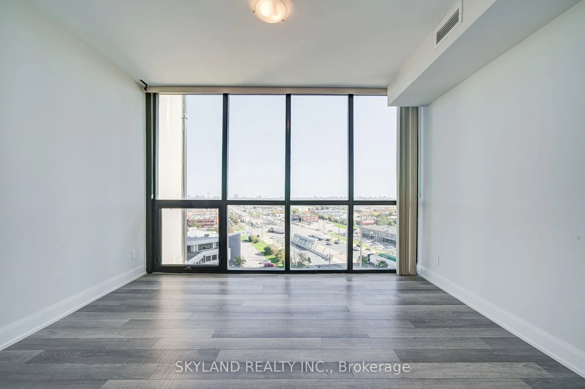 2900 Highway 7 Road, #903