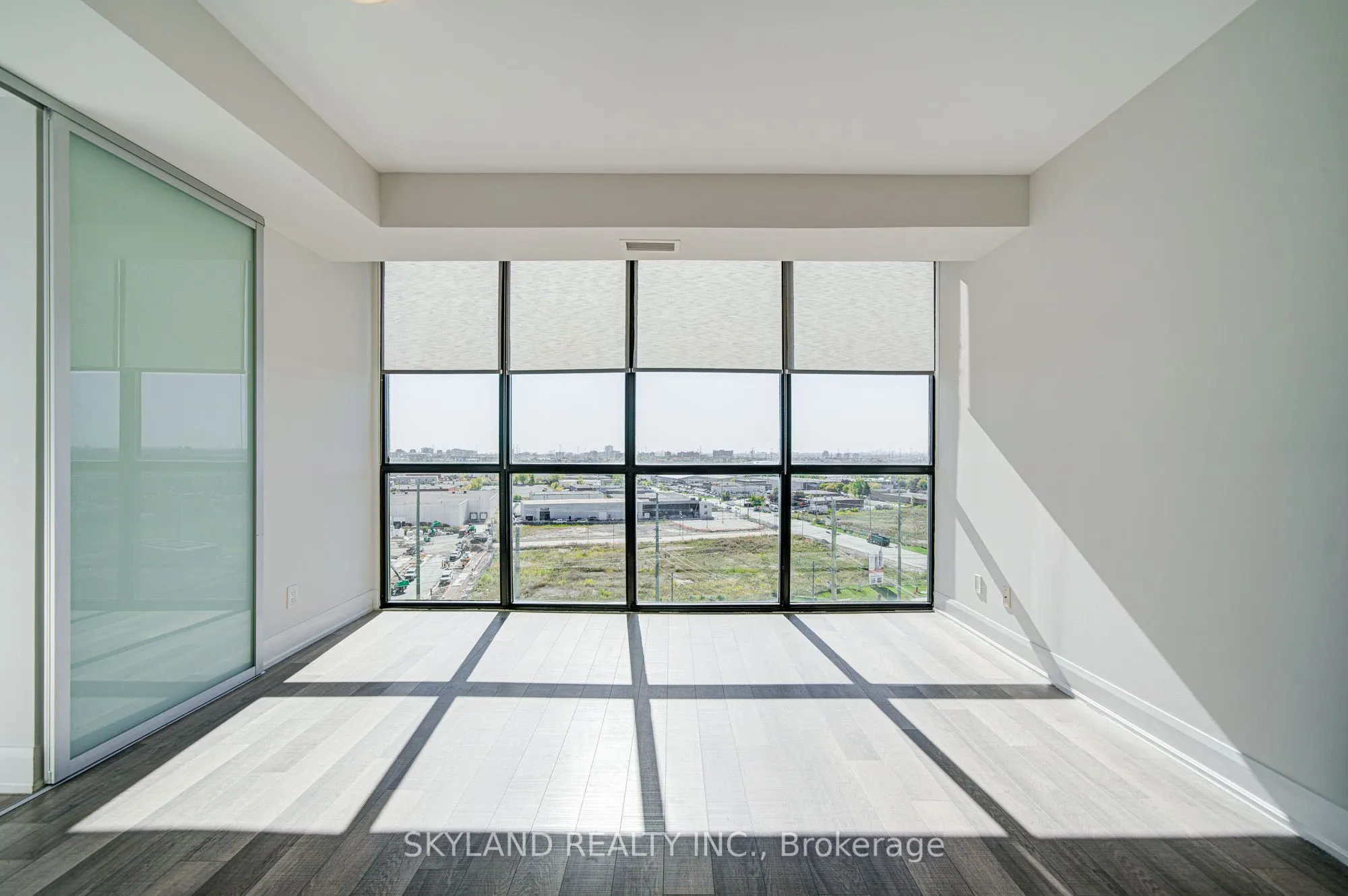 2900 Highway 7 Road, #903