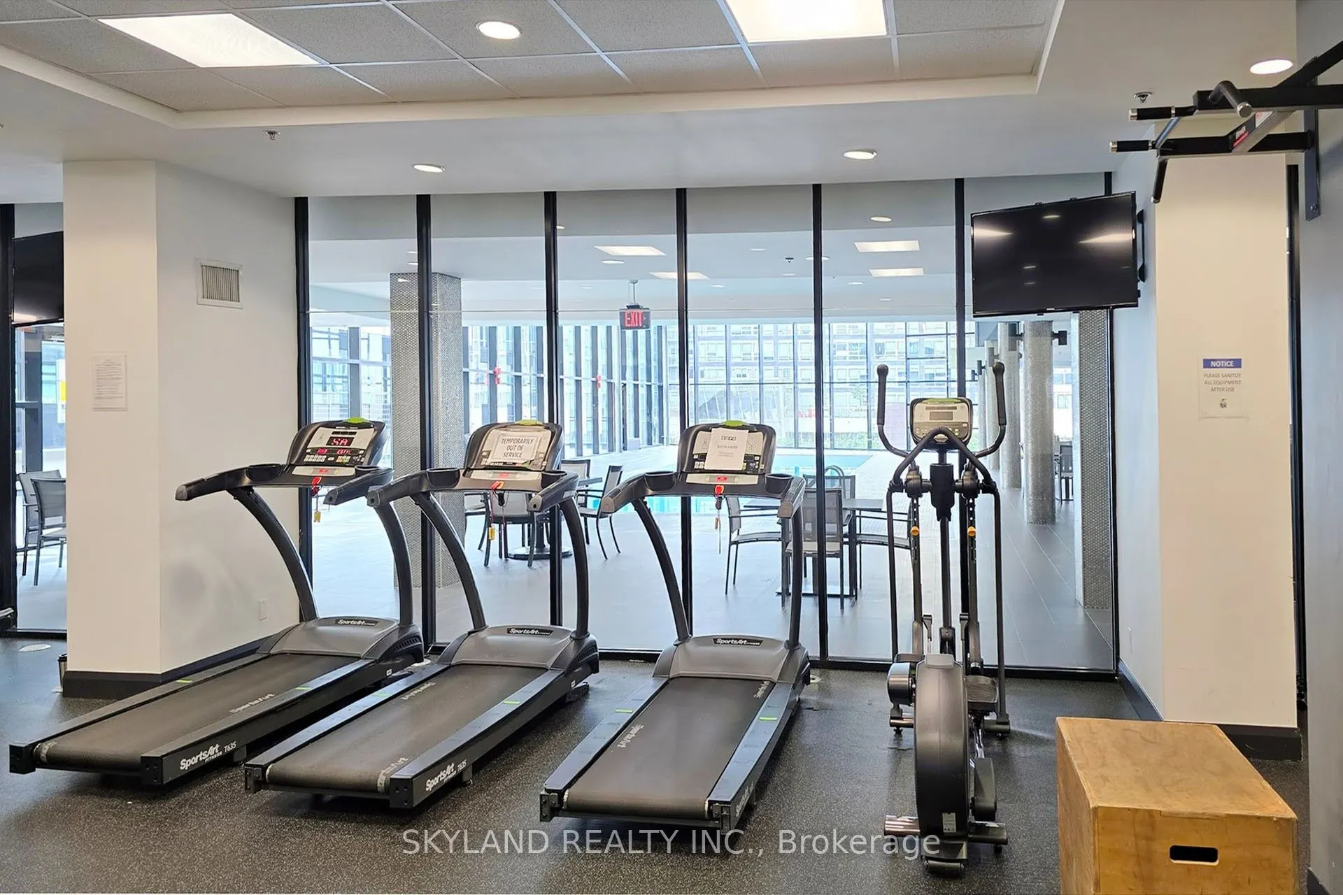 2900 Highway 7 Road, #903