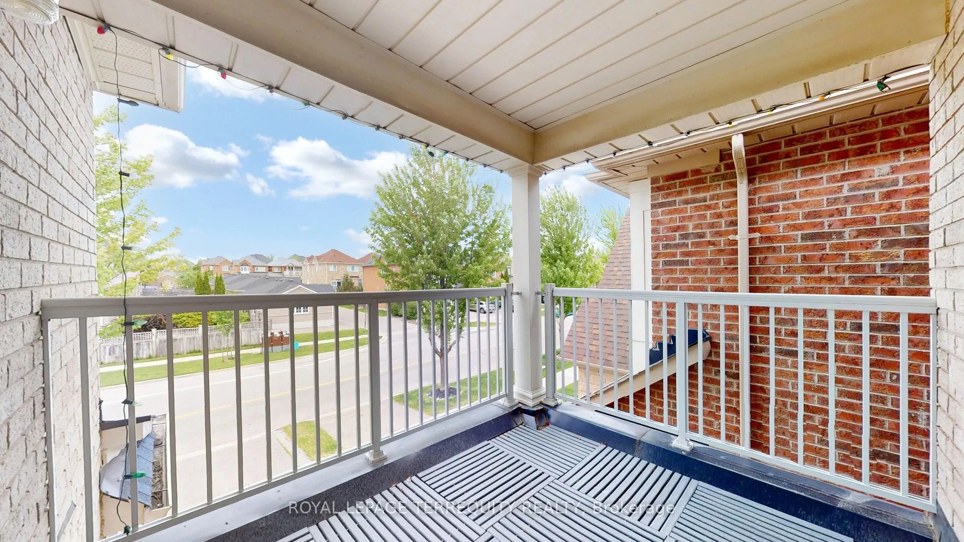69 Vine Cliff Boulevard