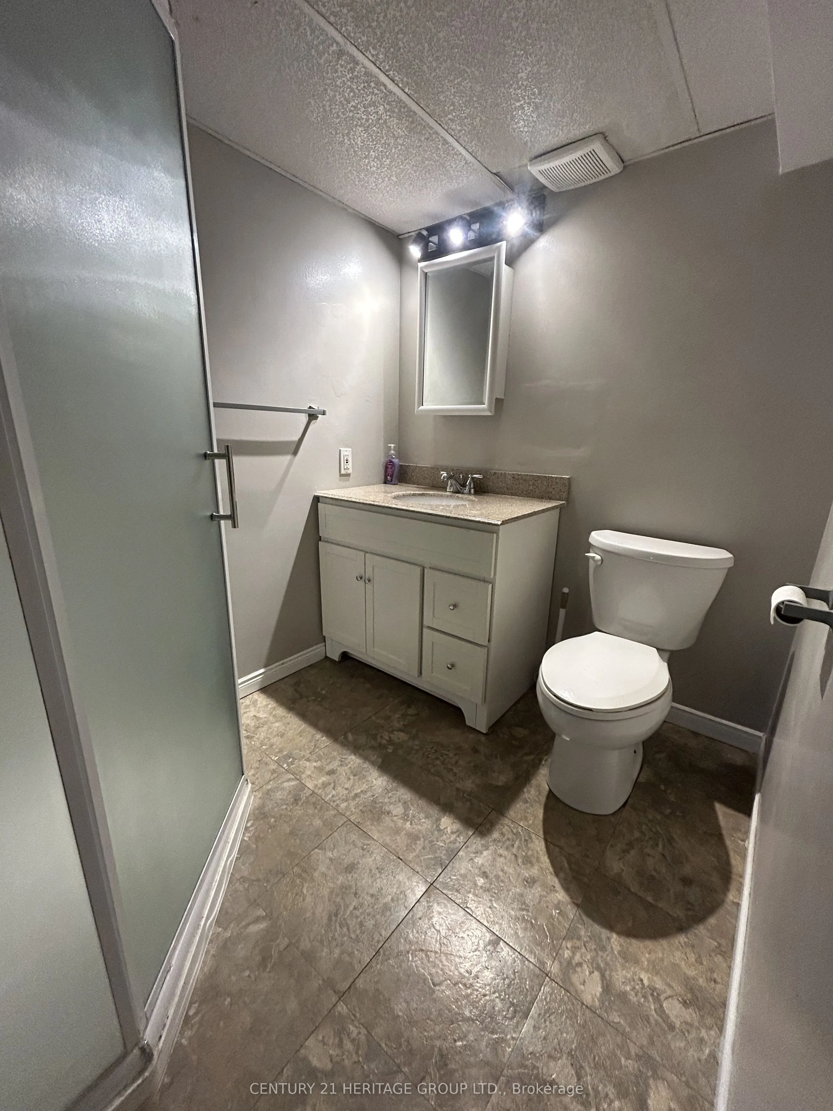 137 Gurnett Street, #Bsmt