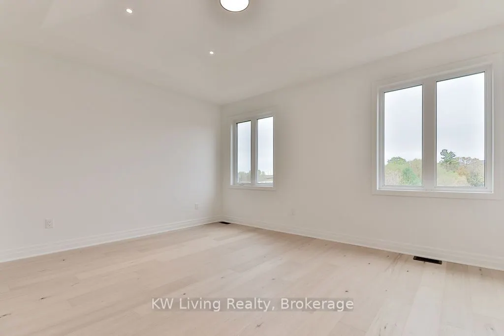 20 Berczy Manor Crescent