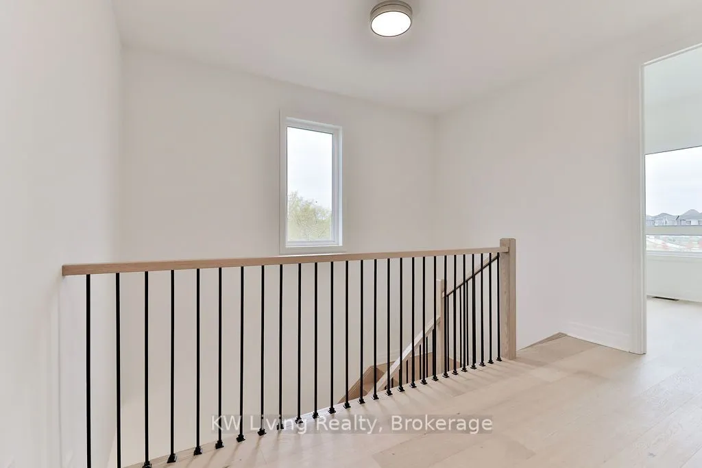 20 Berczy Manor Crescent