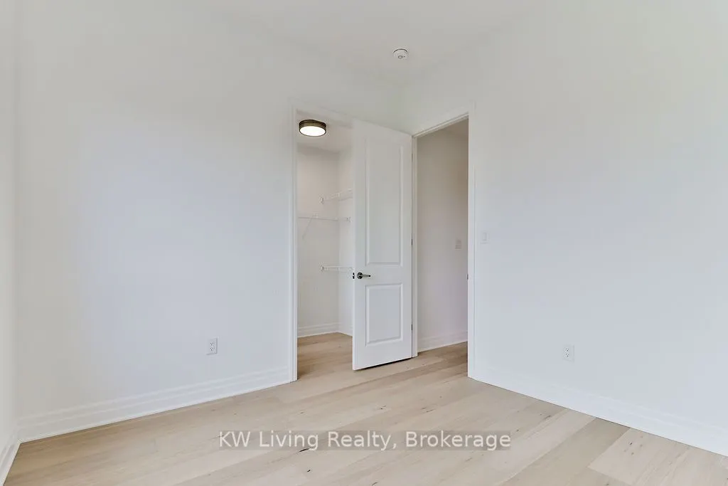 20 Berczy Manor Crescent