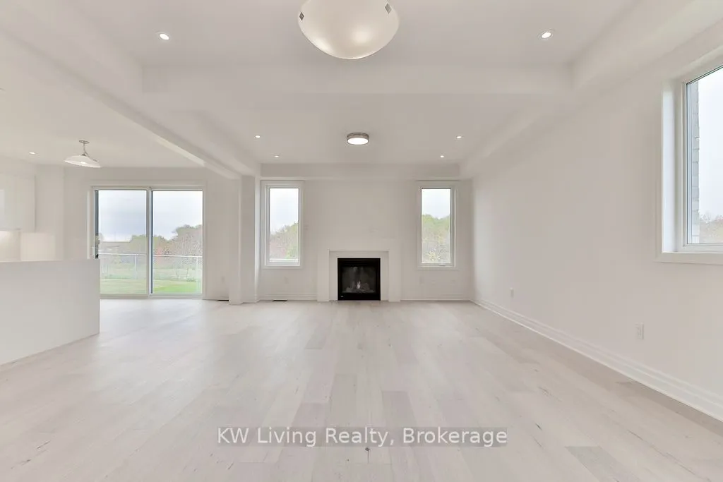 20 Berczy Manor Crescent