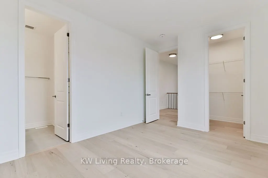 20 Berczy Manor Crescent